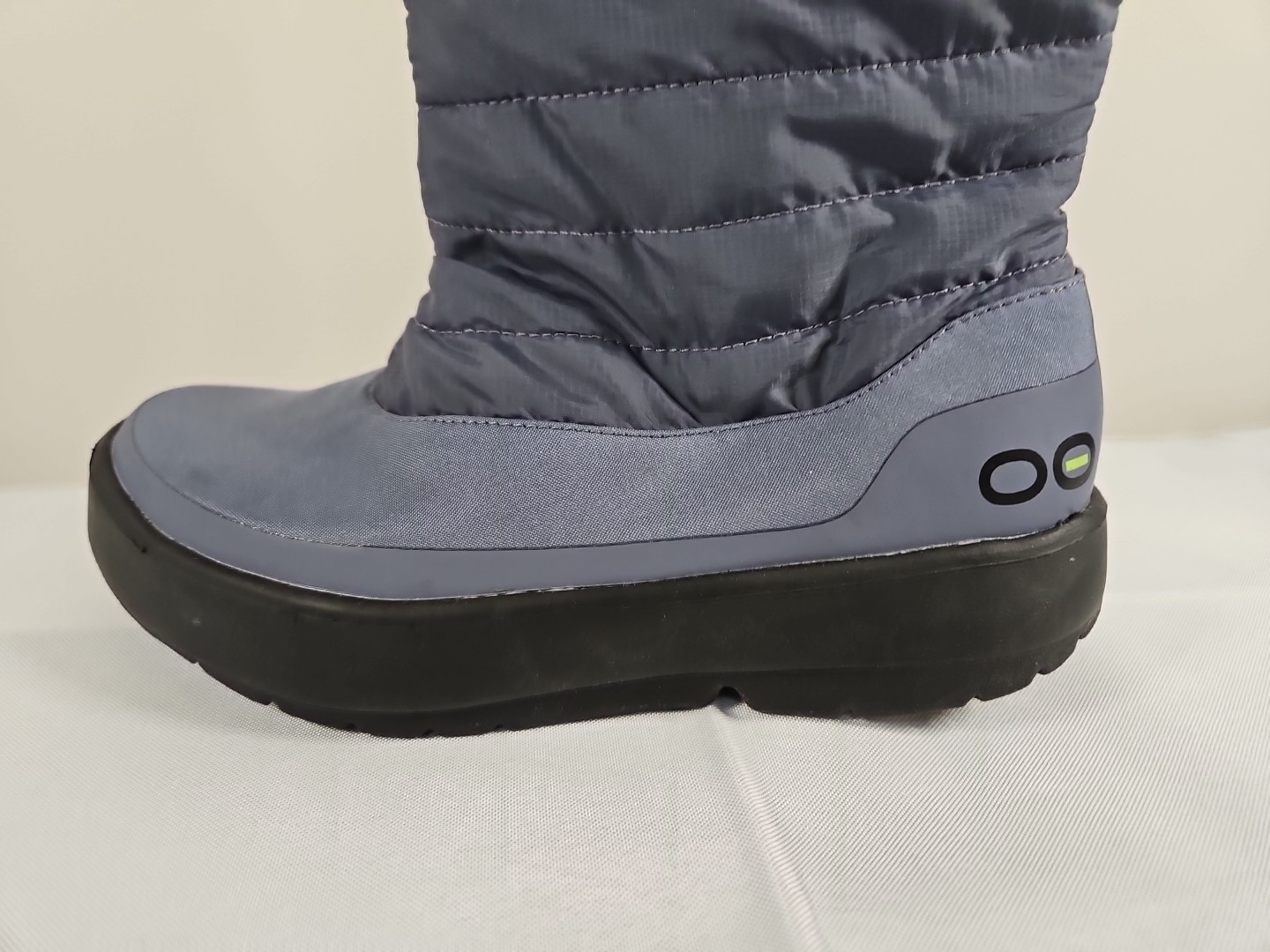 Blue Quilted Textile OOFOS OOmg Recovery Tall Winter Boots US 6.5