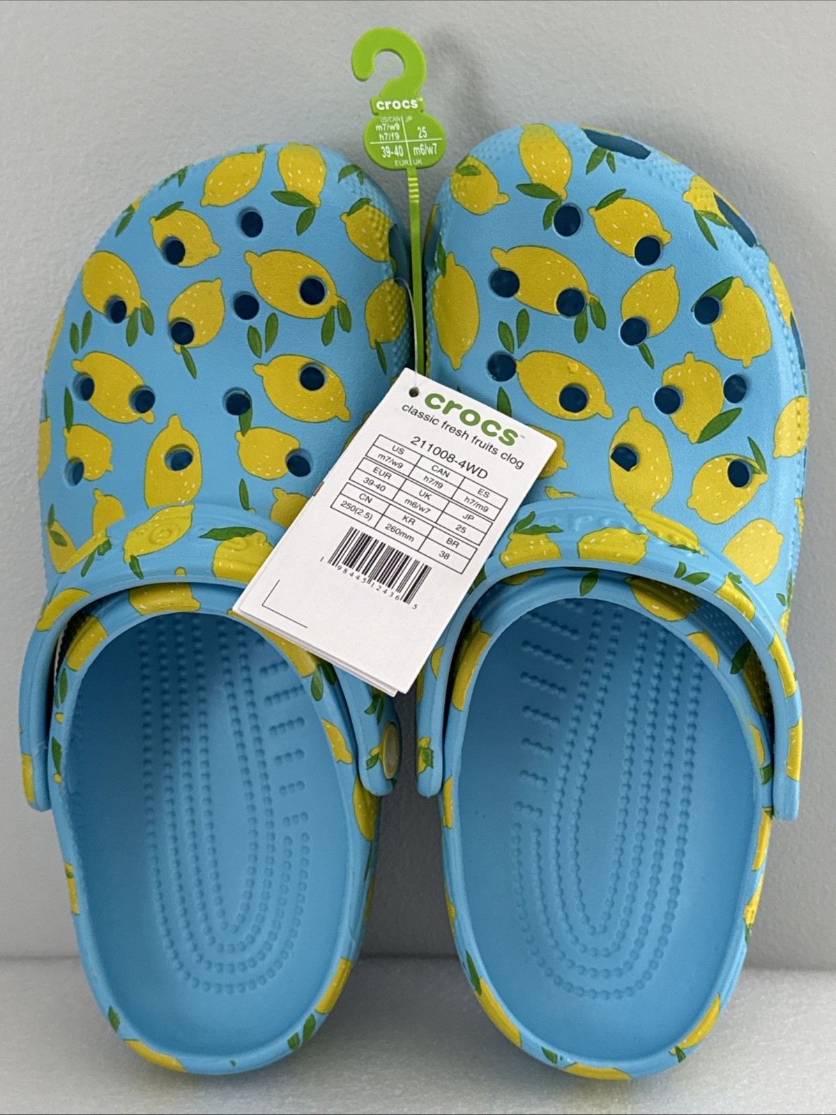 Crocs Classic Fresh Fruits Clog Lemons Womens 9 Blue / Yellow / Tinted Glass