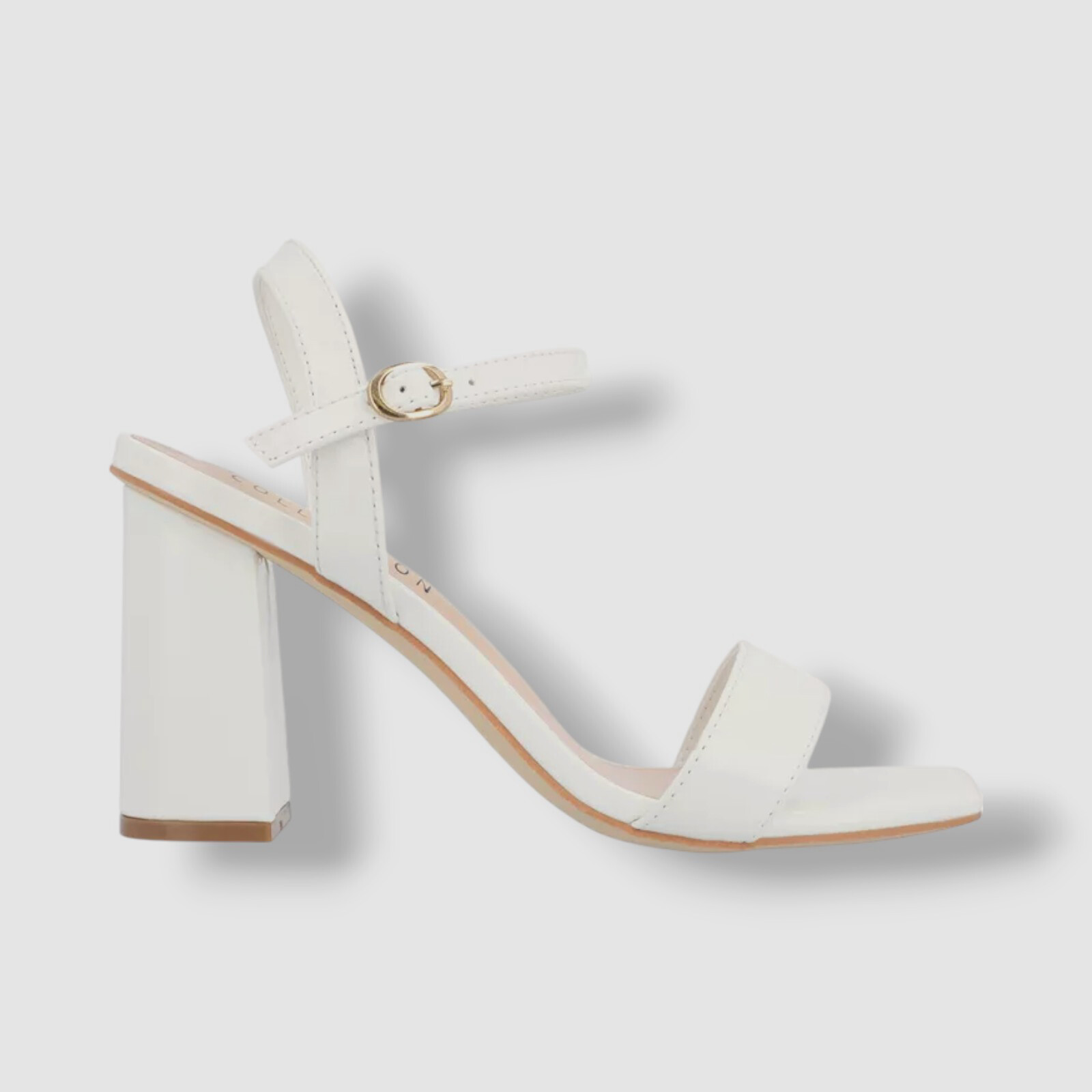 Journee Collection Women’s White Tivona Square Toe Sandals Shoe Size 7