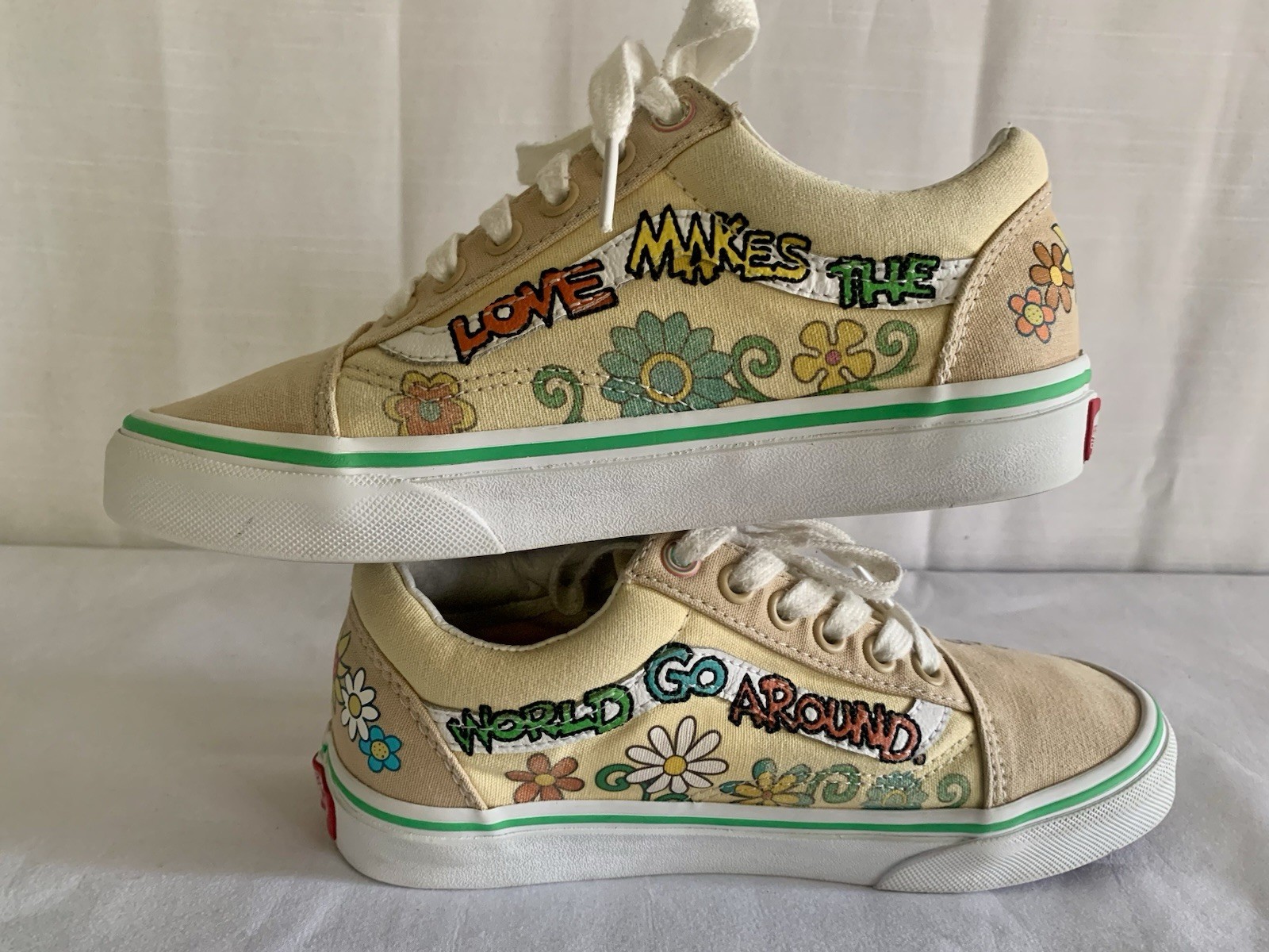 Vans Sesame Street x Old Skool ‘Elmo’Unisex Size Women’s 5 / Men’s 3.5