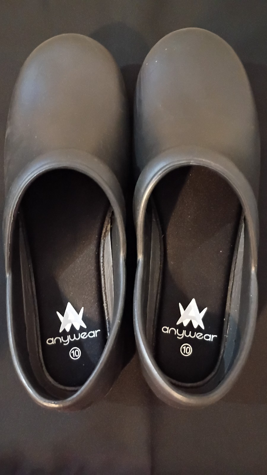 anywear guardian angel closed toe clogs