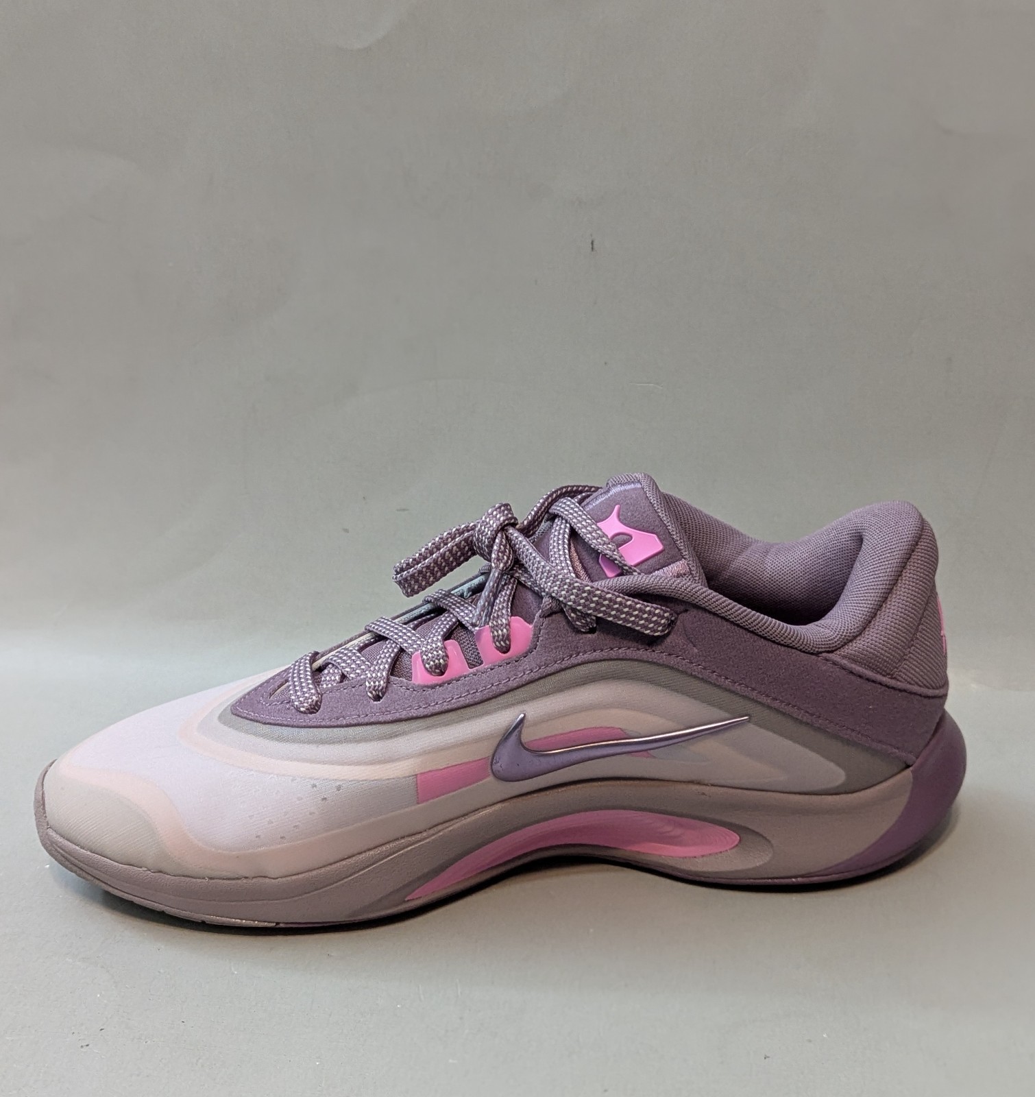 Nike A’One Dog Mom A’ja Basketball Shoes Womens 9.5 FZ8605-501 Violet Dust