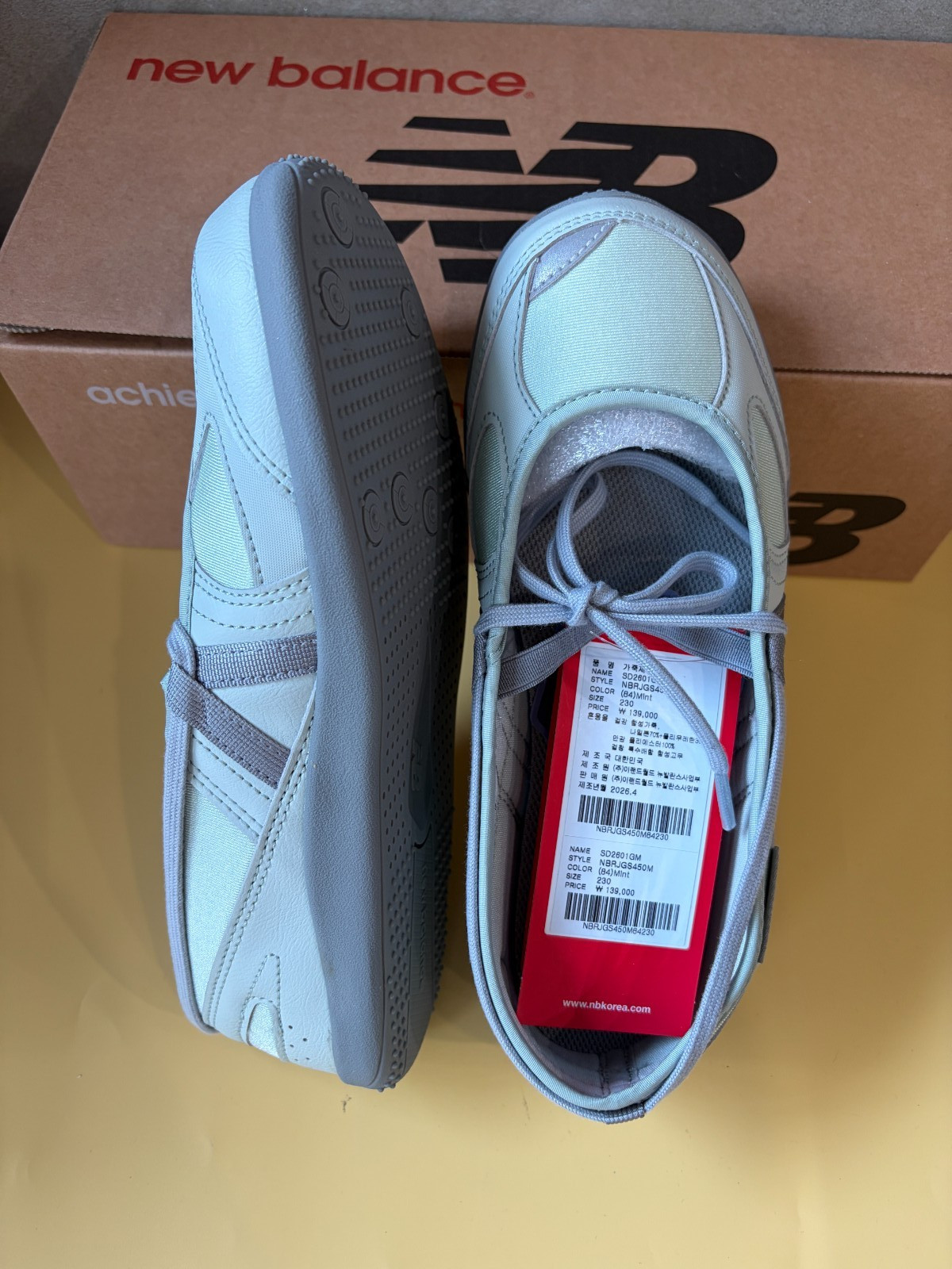 New Balance Flat Breeze Women’s Casual Sneakers Lifestyle Shoes Mint SD2601GM