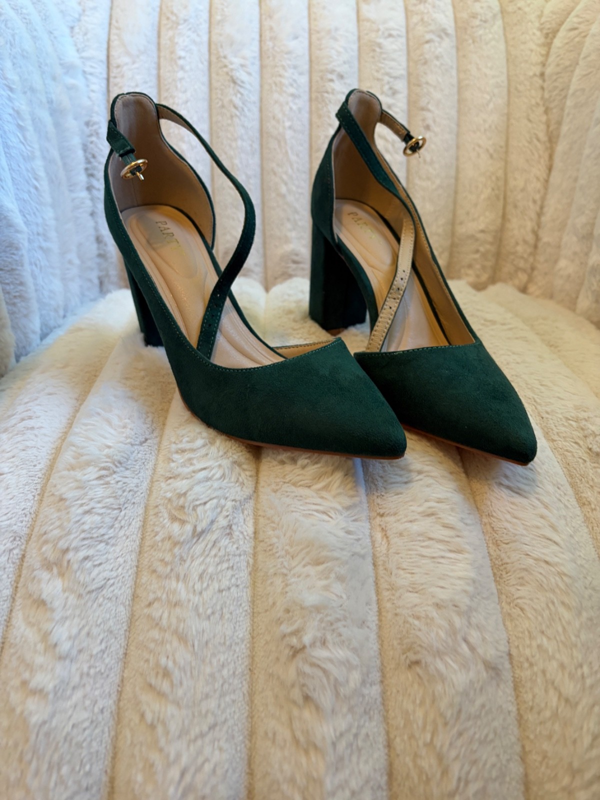 Womens Size 7 3in Pointed Toe Heel Forest Green Emerald Suede Formal Semi Formal