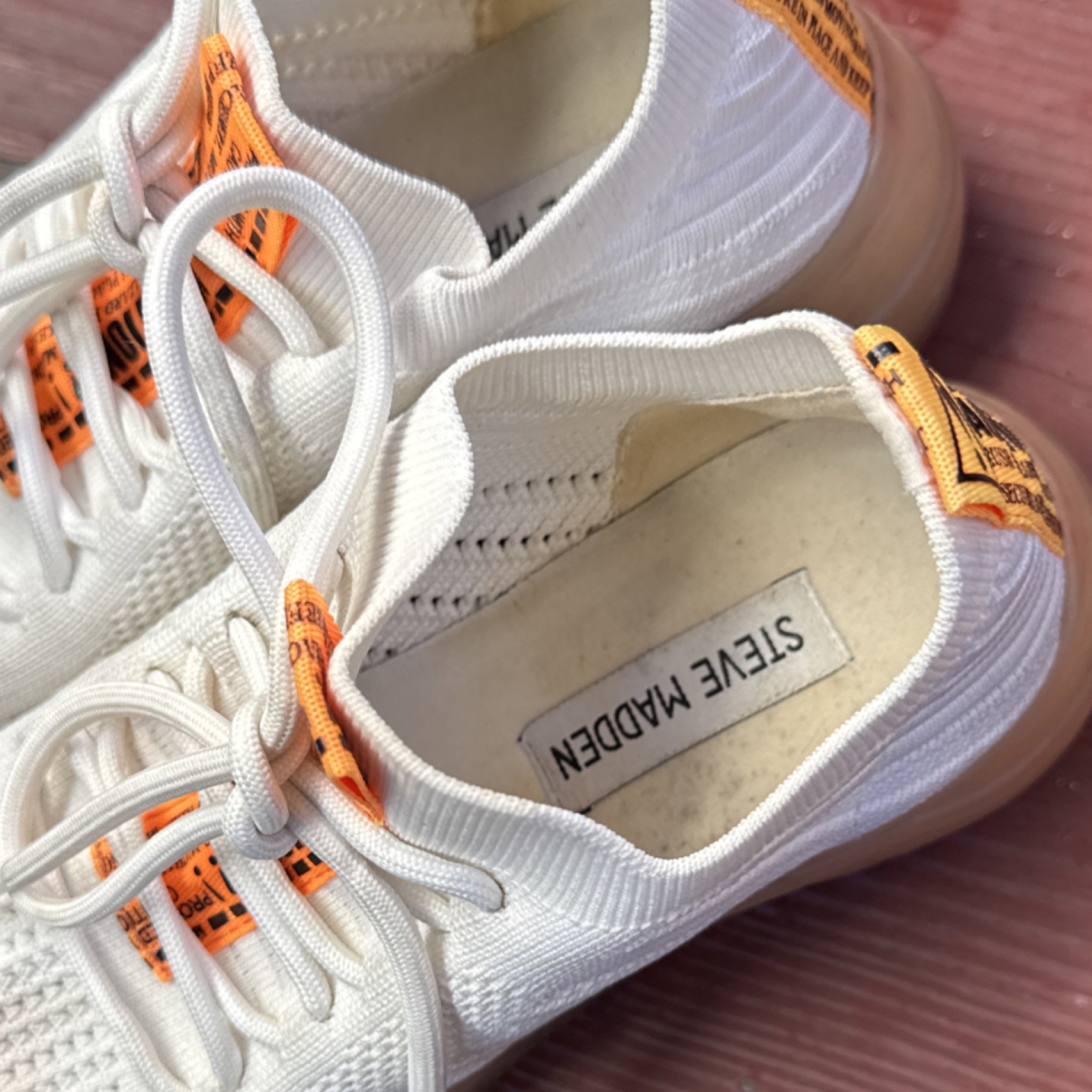 Steve Madden White Knit Lace Up Sneakers Orange Accents Low Top Casual