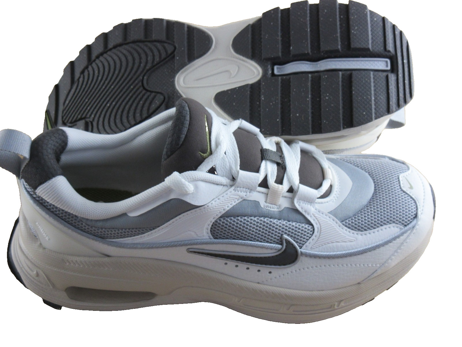 Nike Women’s Air Max Bliss NN Running Training Shoes Wolf Grey Ash Size 7.5 NIB