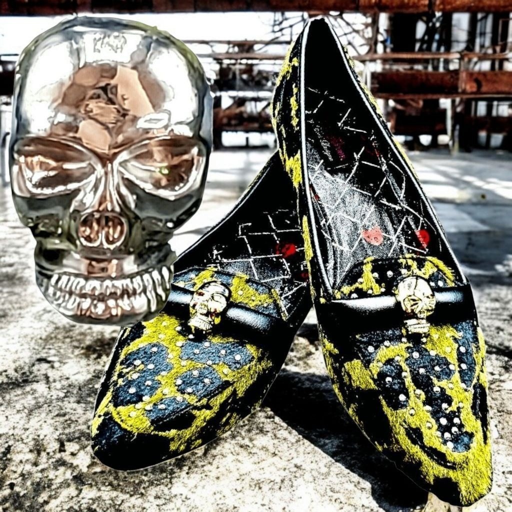 Abbey Dawn by Avril Lavigne Silver Skull Accents Shoes 9 Black Rebel Yell Flats