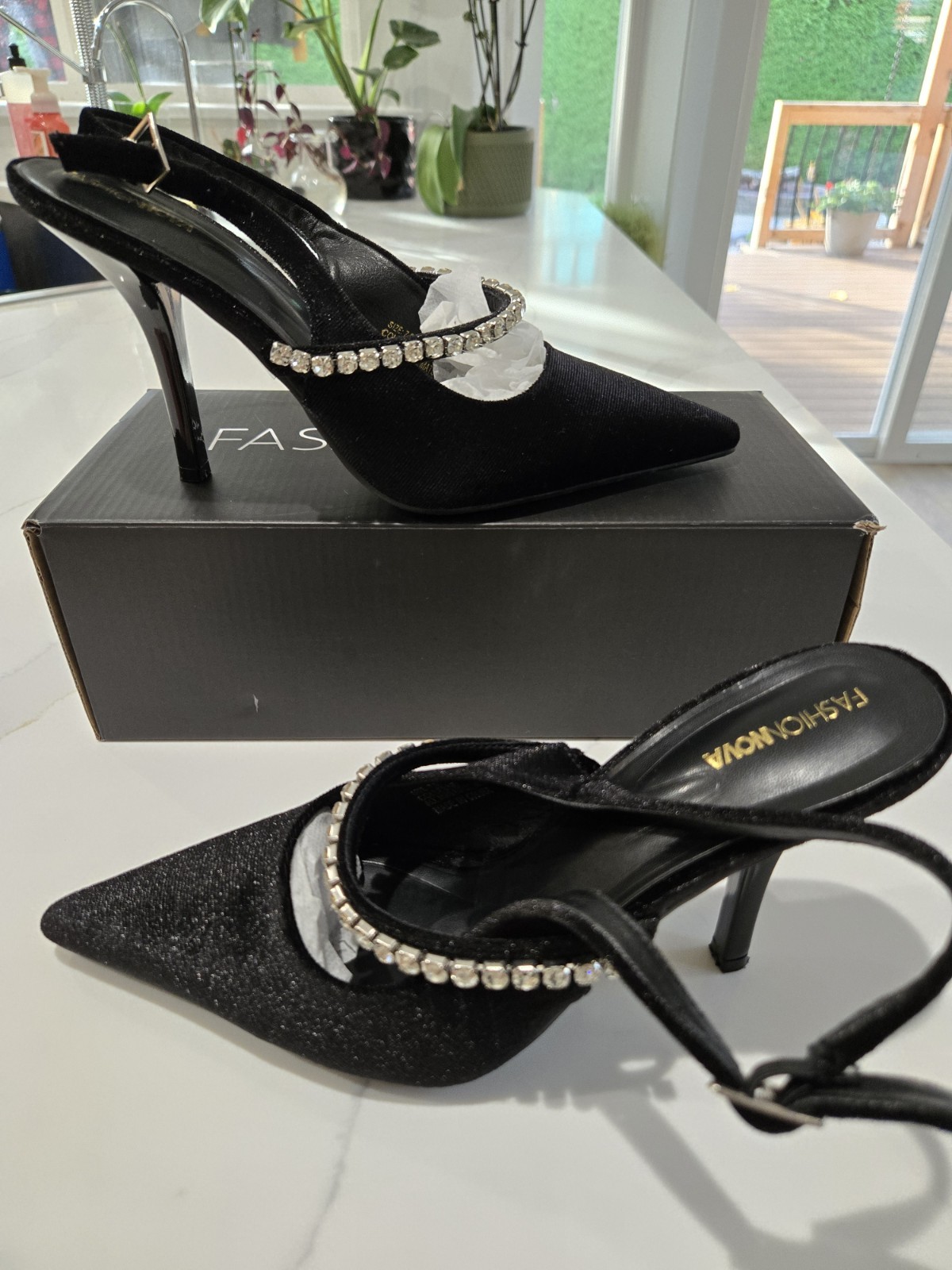 FASHION NOVA Size 7.5 Slingback Kitten Toe High Heels Velvet Pumps Rhinestones