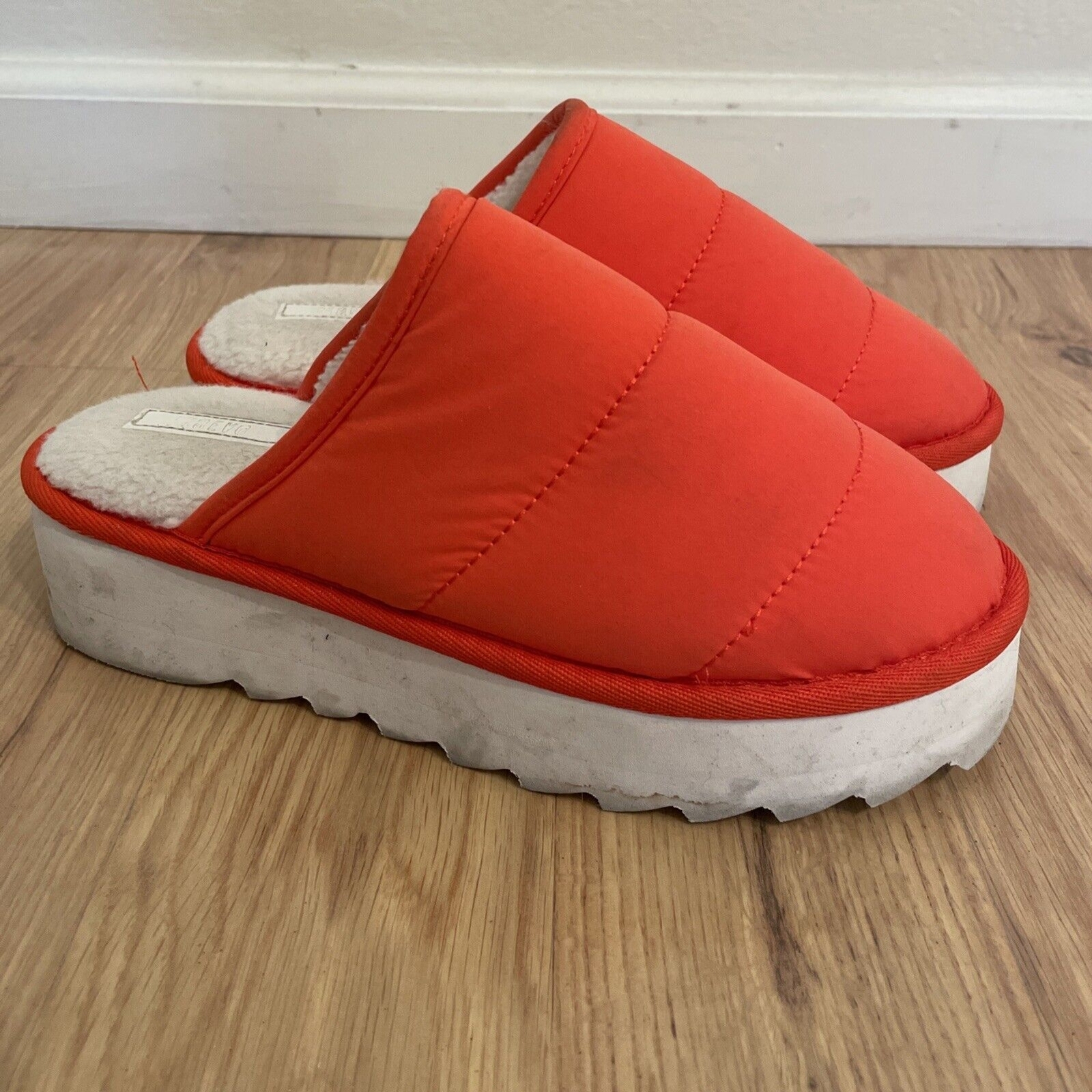 Anthropology Maeve quilted platform womens slippers SMALL (6-7) Bright Orange