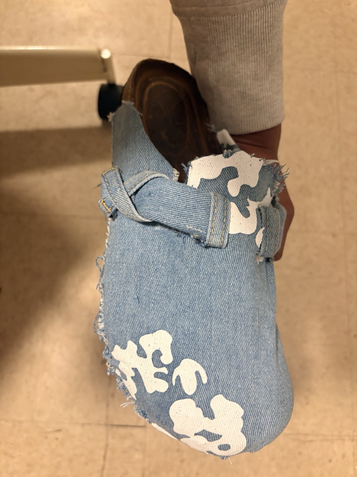 denim tear Women’s Blue/White Floral Denim Slide Sandals Bow Open Toe 7.5