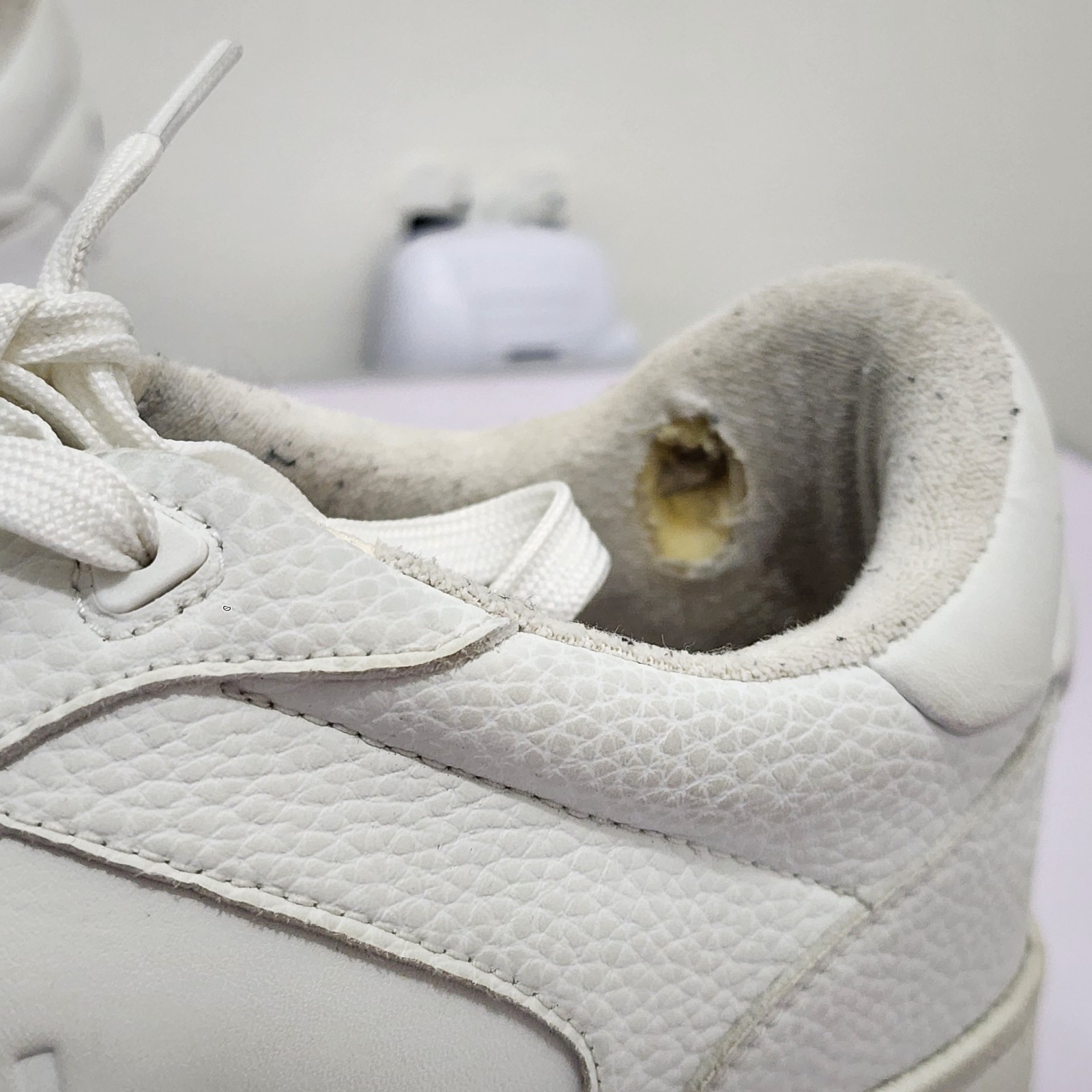 Alo Yoga Recovery Mode Sneakers White A0685U Womens 11.5 Mens 10 Vegan Leather