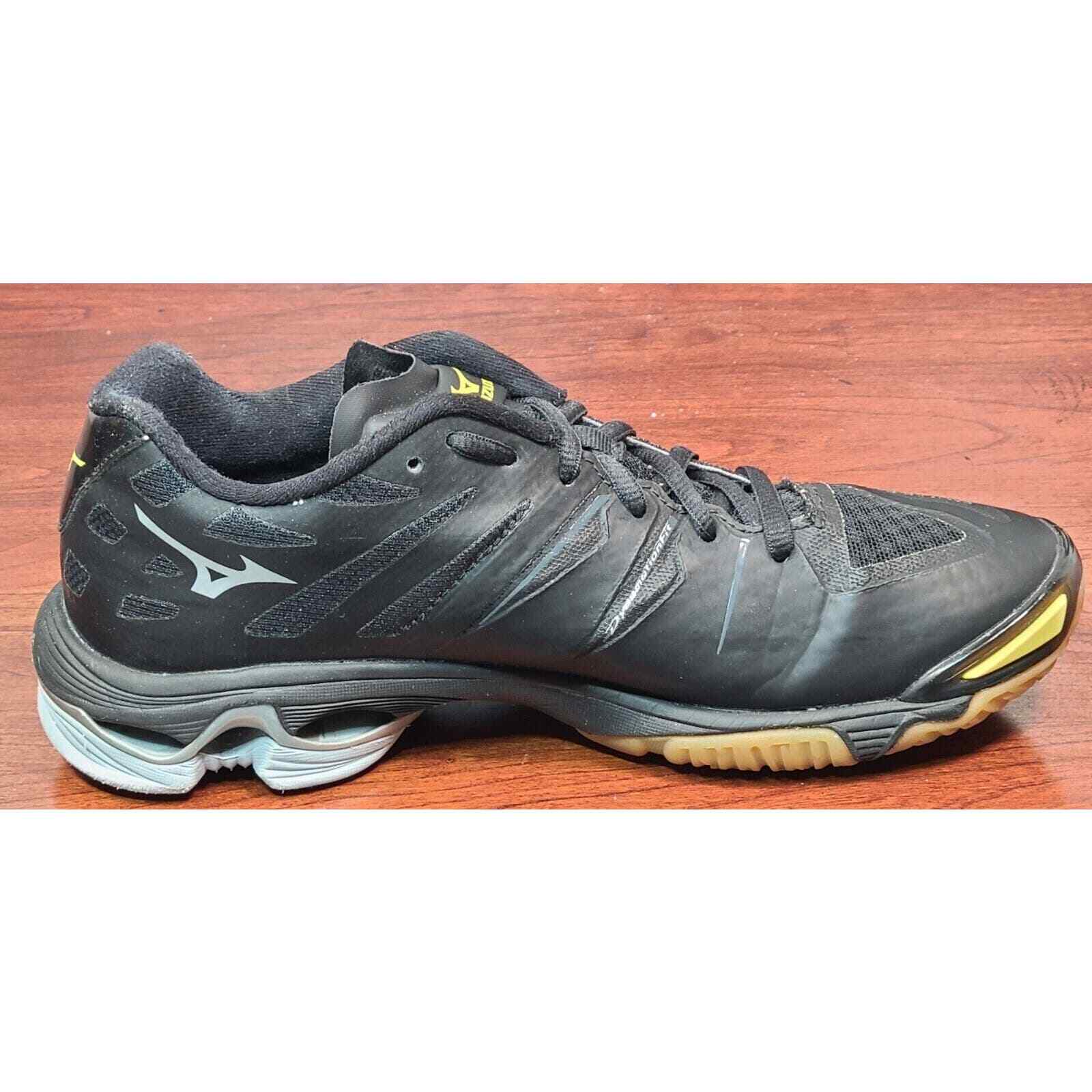 Mizuno Wave Lightning Z Black & Yellow Indoor Volleyball Shoes US 8 VB Gym