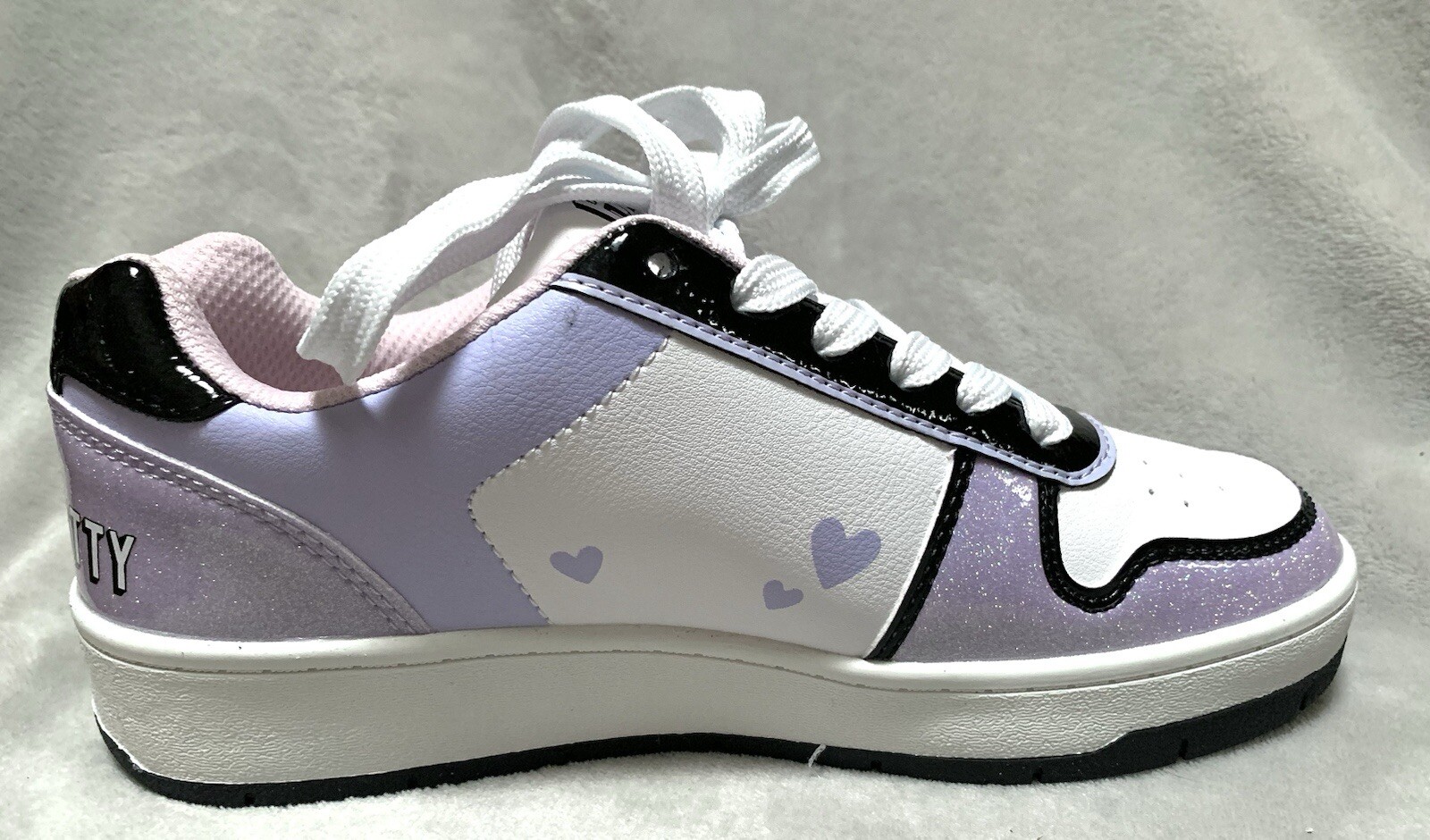 NEW Hello Kitty Women’s Lavender Sparkle Lace-Up Court Sneaker Shoes Size: 6