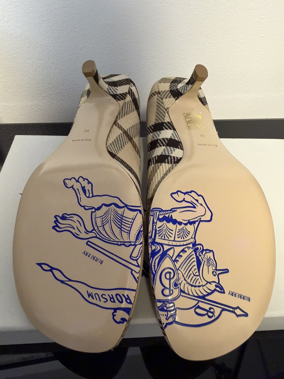 NIB BURBERRY $890 NOVA CHECK BABY PUMP SHOE/Sz 6.0 (36.0)