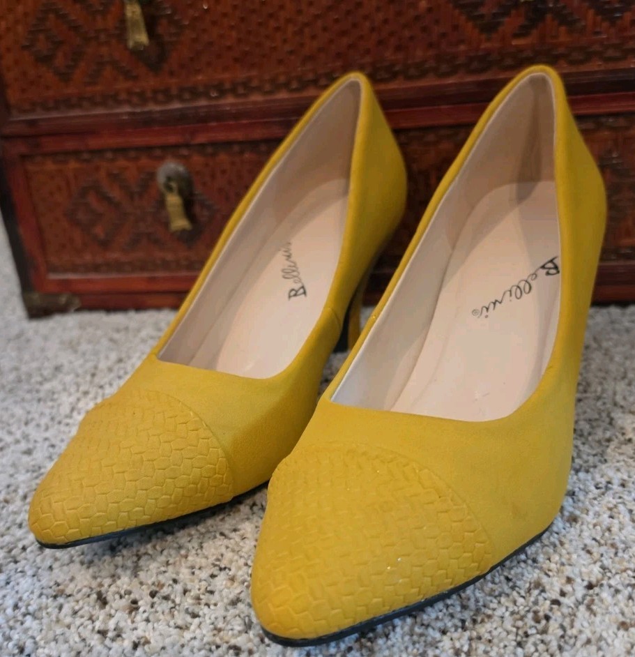 BELLINI ZESTY 3.25″ HEELS SHOES 6.5M GOLD FAUX SUEDE WOVEN LOOK