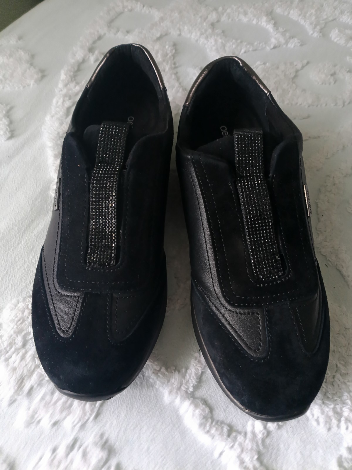 Aetrex Women’s Megan Arch Support Sneaker Black Sparkle Size 8