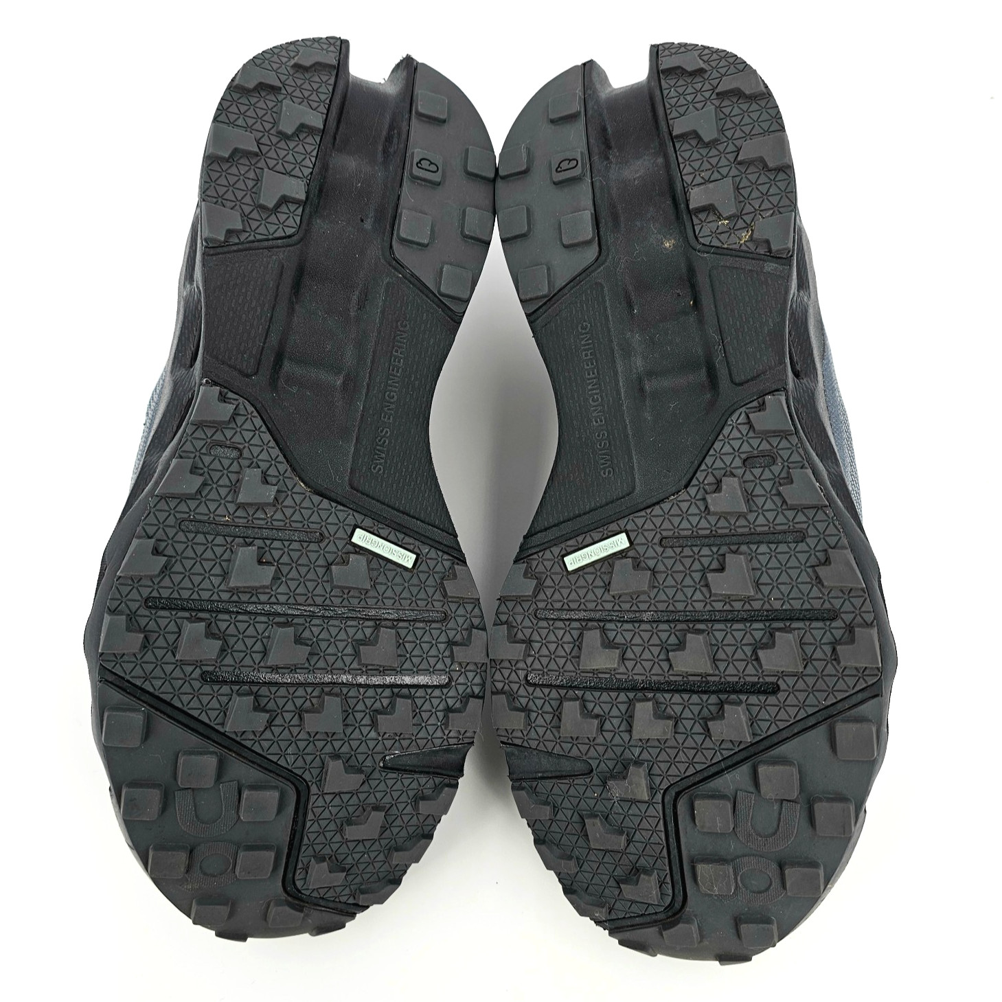 On Cloudsurfer Trail Black Gray Eclipse Running Shoes Women’s Size 9.5- EUC
