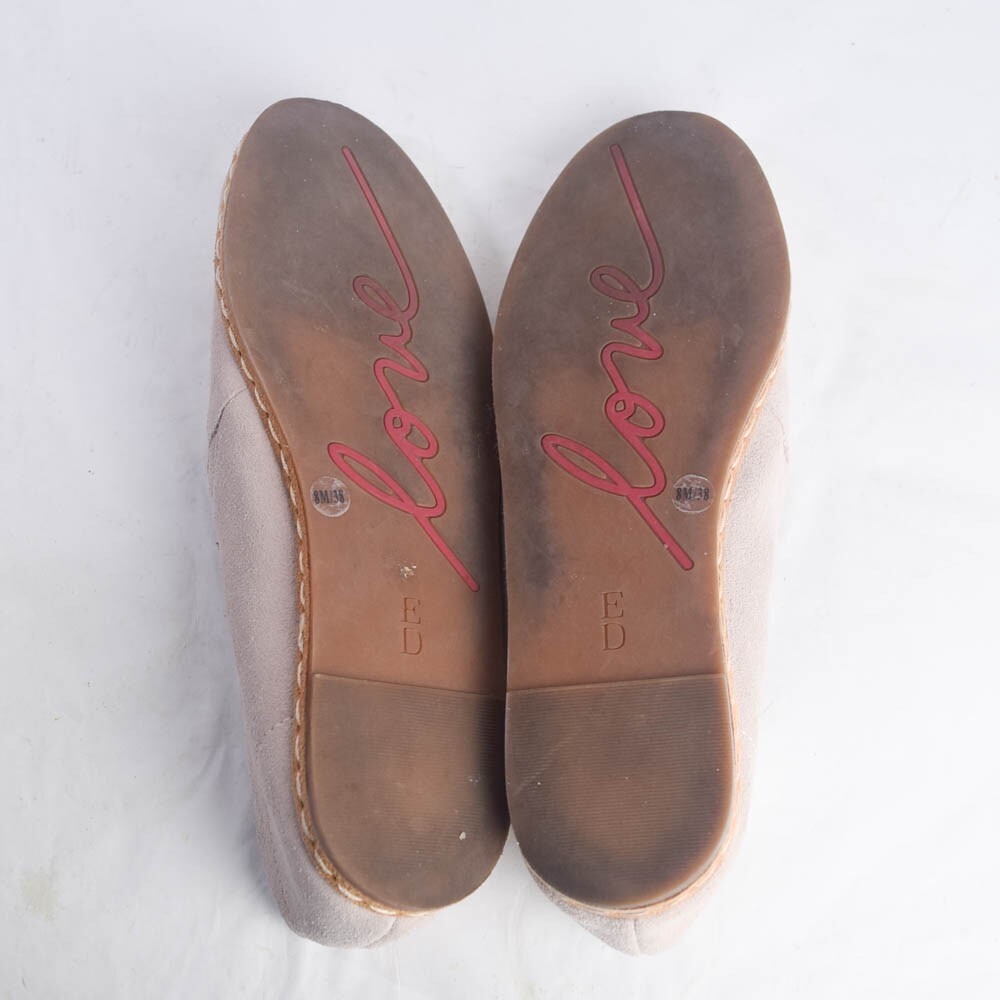 ED Ellen Degeneres Womens 8 Pale Pink Beige Suede Flats Loafers Slip Ons Norana