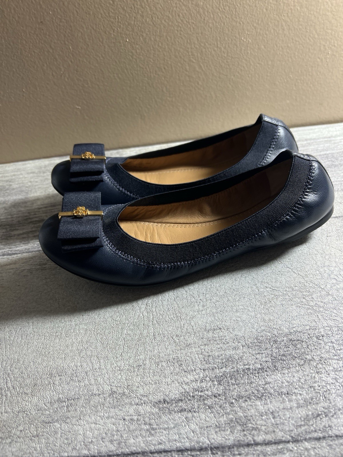 Tory Burch Women’s Shoes Size Sz 6M Leather Gold Grosgrain Bow Sedgwick Ballet