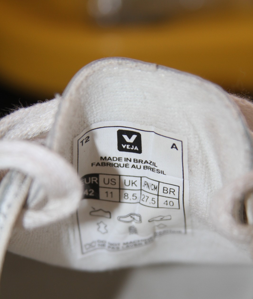 Veja T2 Esplar Leather Trainers Gold White Women’s Sneakers Sz 11