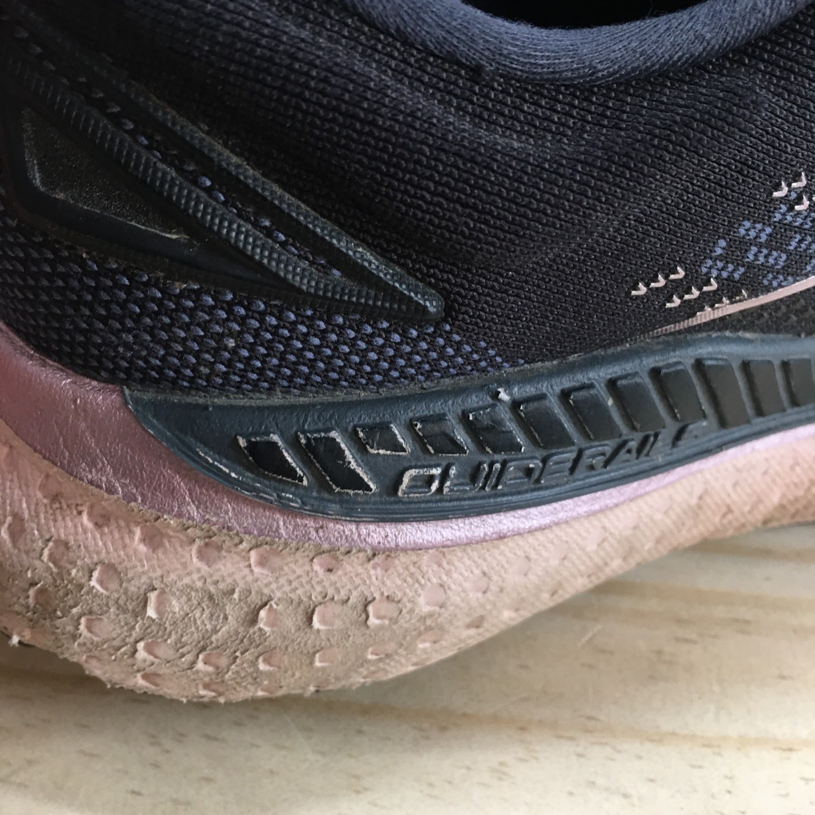 Brooks Shoes Womens 7 Glycerin GTS 19 Running Sneakers 1203441B074 Black Pink