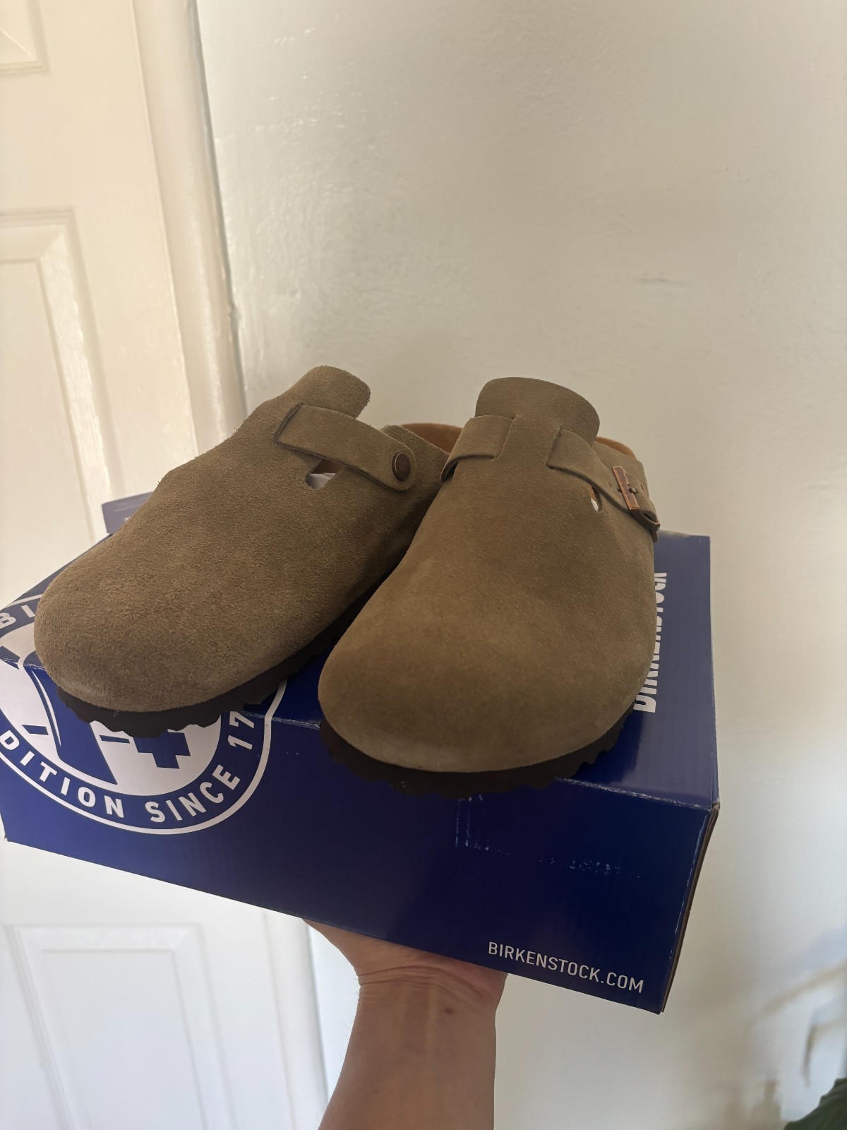 Birkenstock Boston Soft Footbed Taupe Suede Leather Unisex’s Clog Shoes