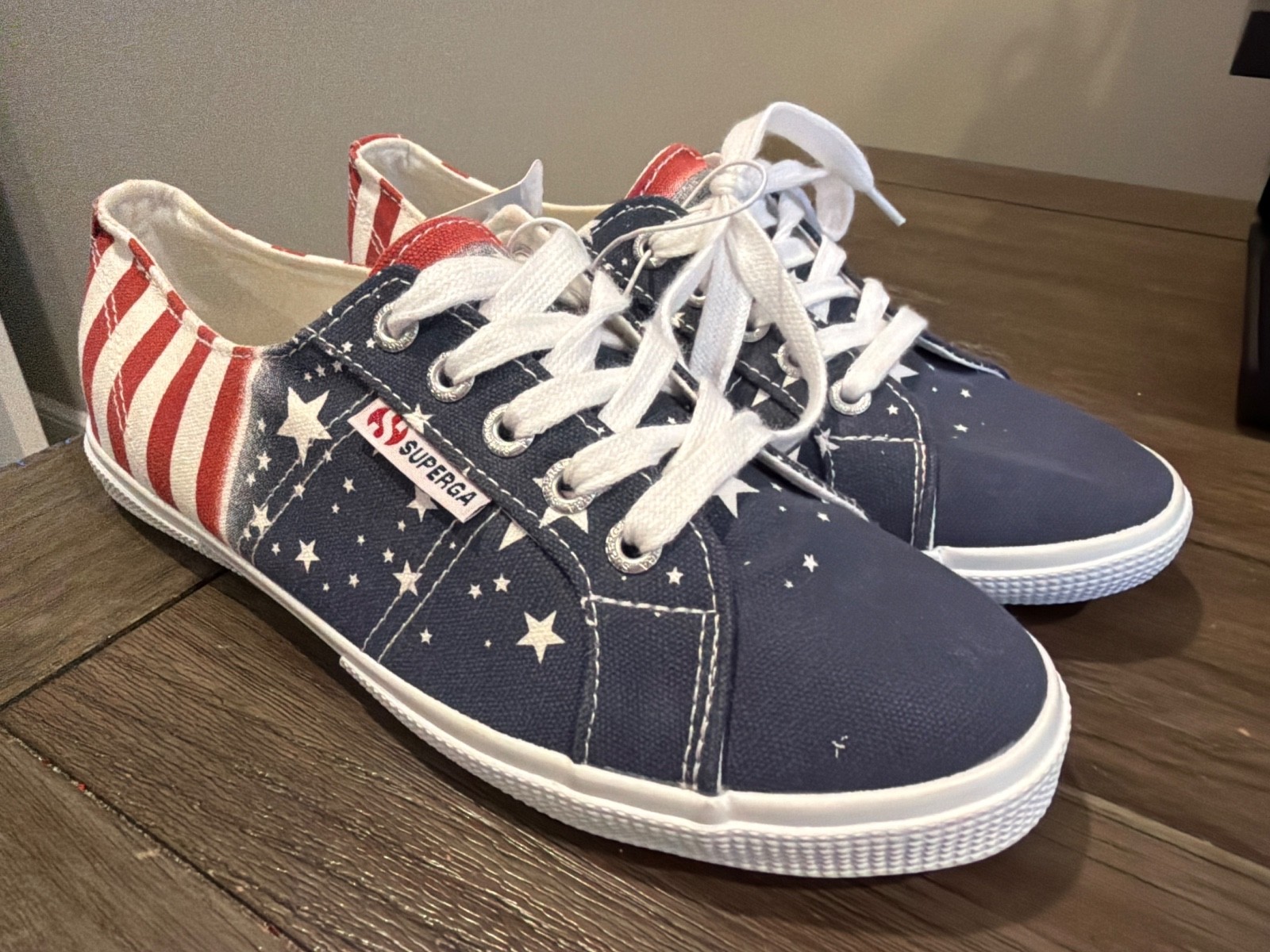 SUPERGA American Flag Red White Blue July Canvas Lace-Up Sneaker Women’s 7.5