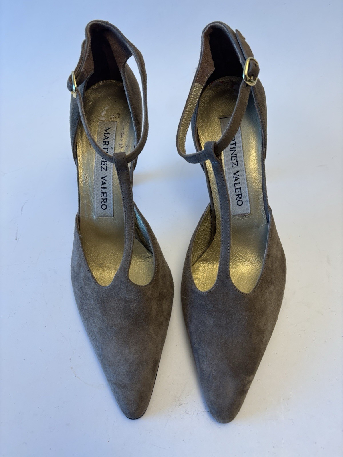 Vintage 90’s Martinez Valero Taupe Suede Pointed Toe T-Strap Pump Women’s 9.5B
