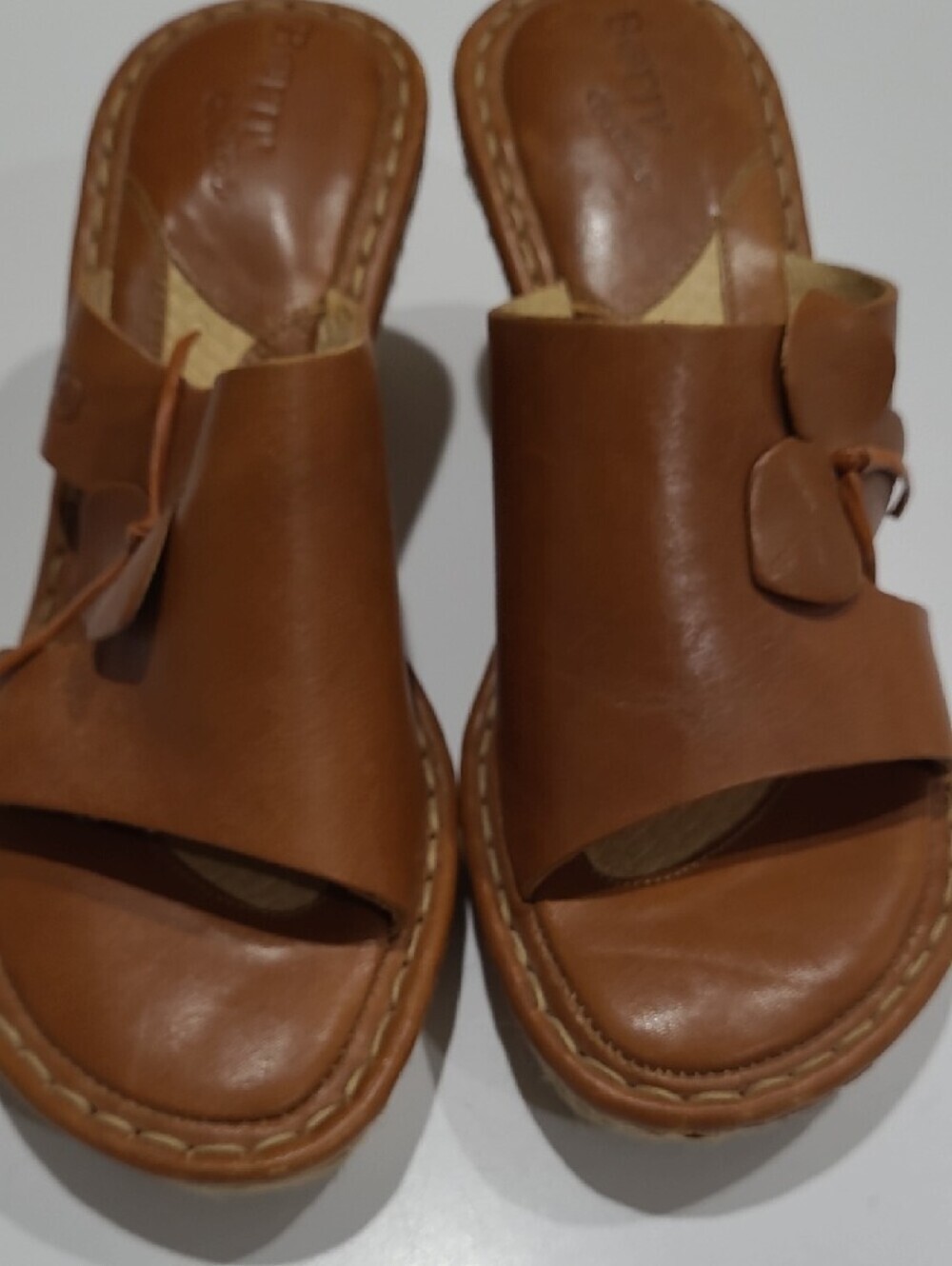 Born Drilles Leather Slide Wedge Sandals in Brown – Size 8 (39 EU)
