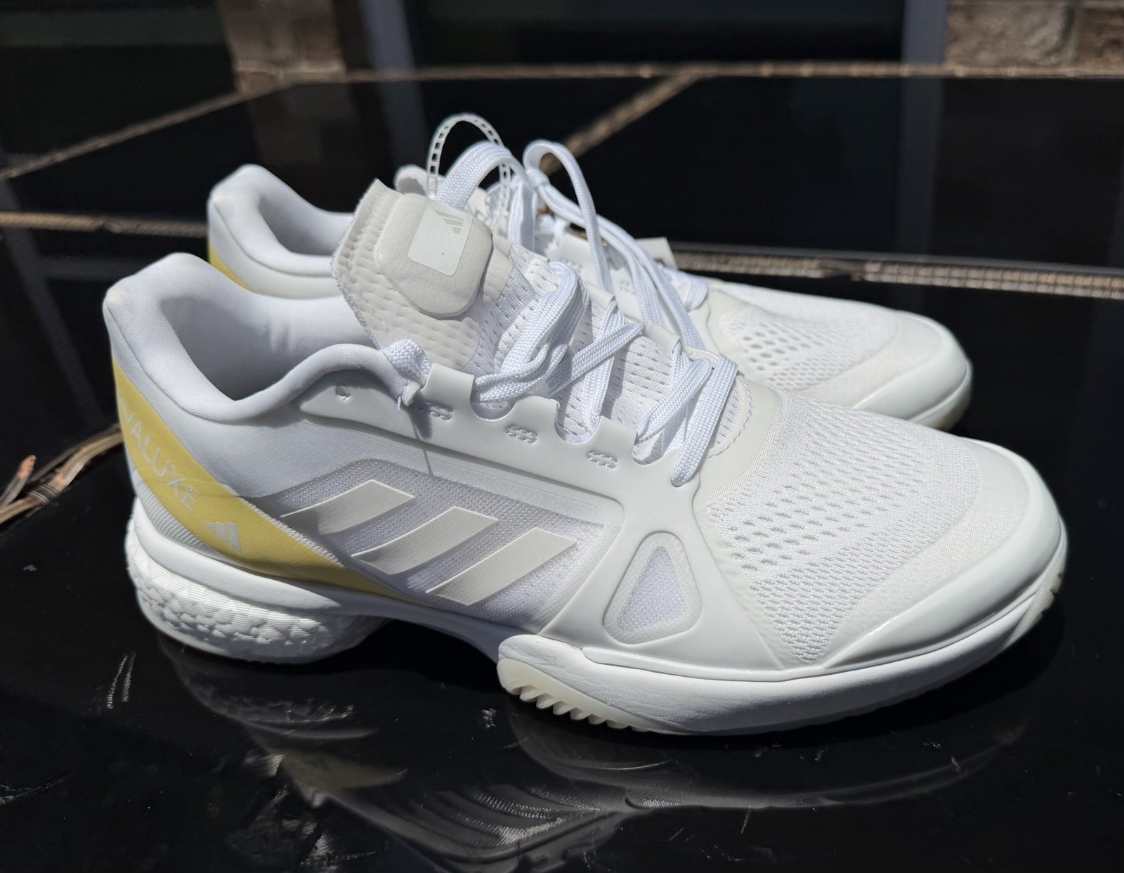 Adidas Avaluxe Tennis Shoes Women’s US 8.5 White Yellow Boost JQ7080 NWT