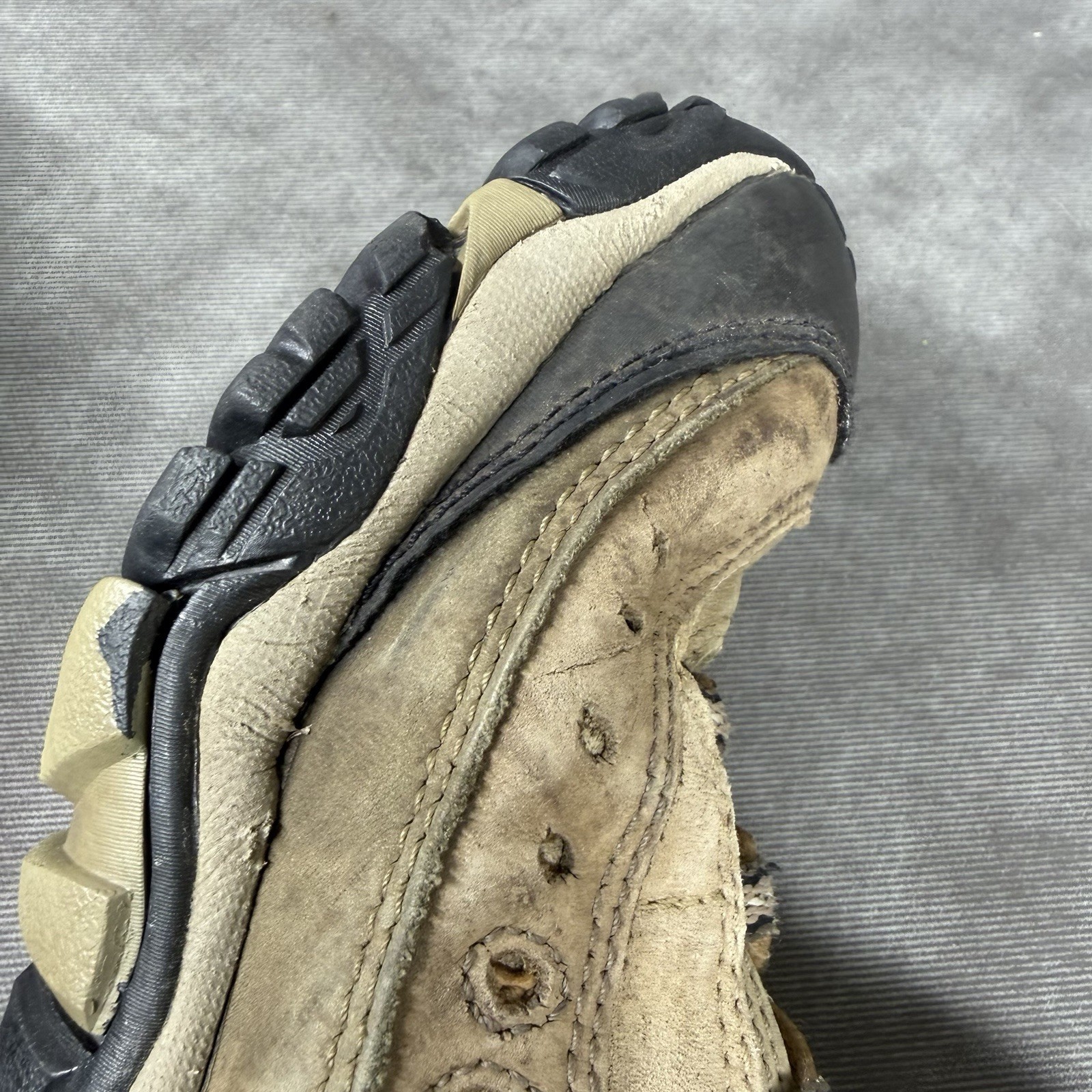 Merrell Pulse II Mid Brown and Gray, Goretex, Vibram Hiking Boots Women’s 8