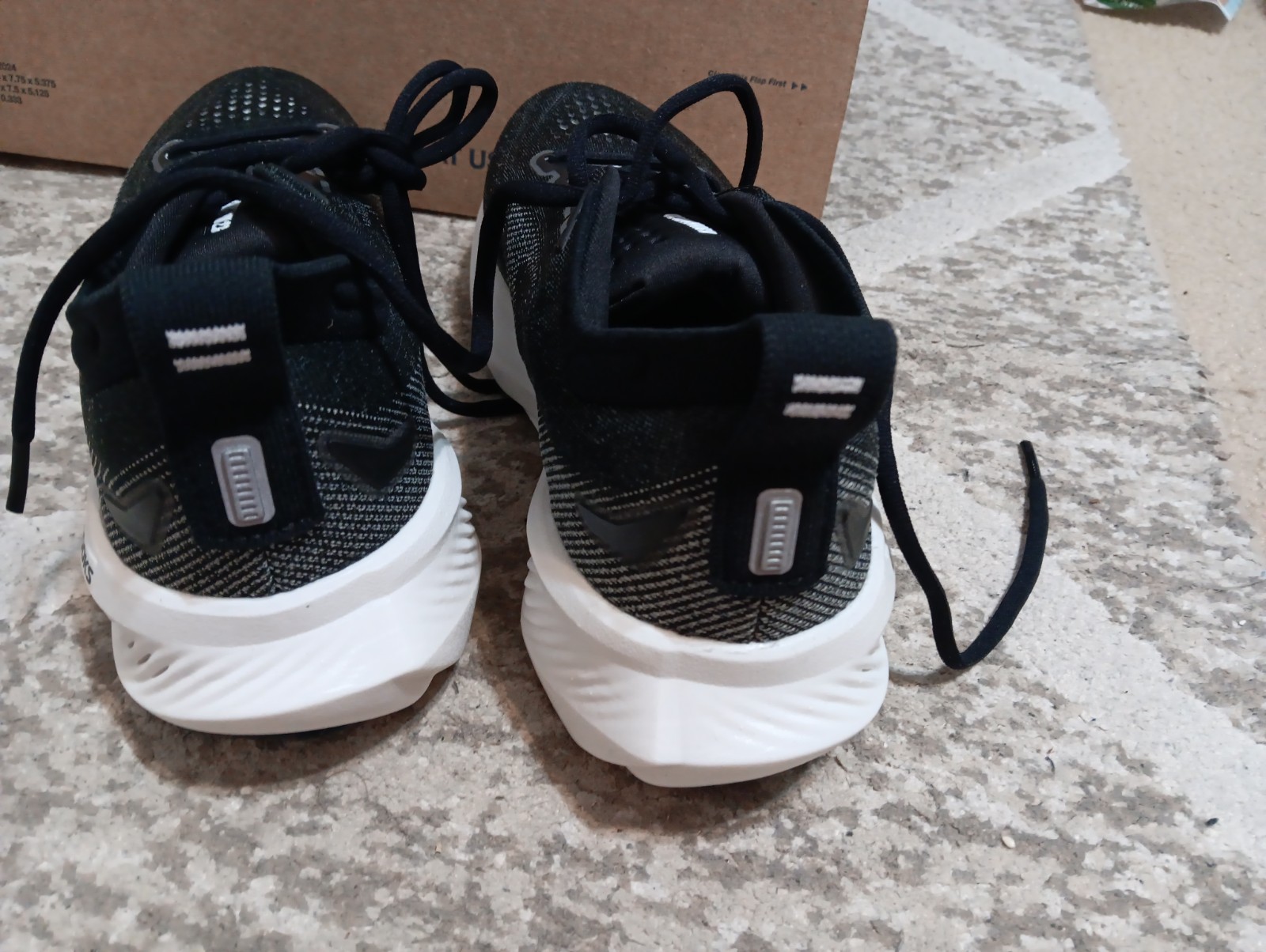 Brooks Glycerin 23 Women’s Size 7 B Shoes Black Grey White Size 1204651B090