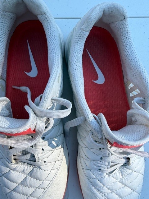Nike LunarGato Hyperfuse Lunargato II Indoor Soccer Shoes (Phantom/Mango) size 6