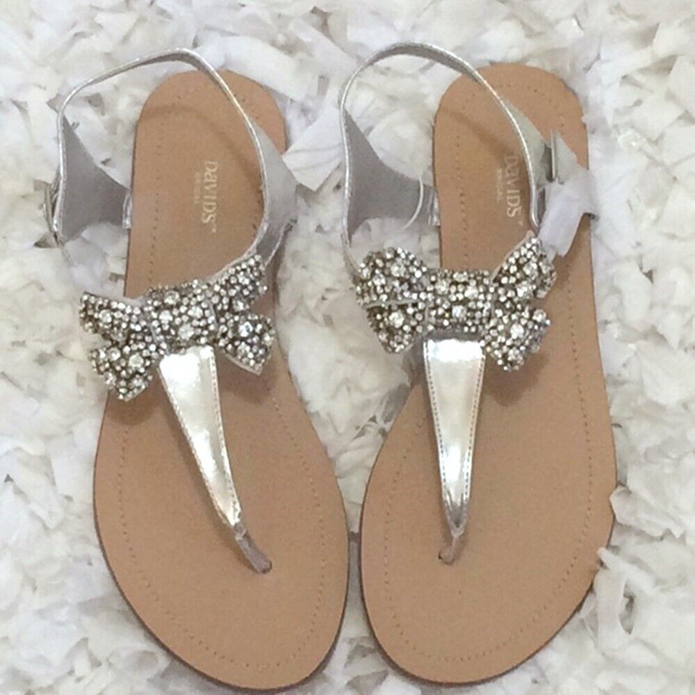 DAVID’s BRIDAL Silver Jeweled Bow Designer Thong Sandals 8
