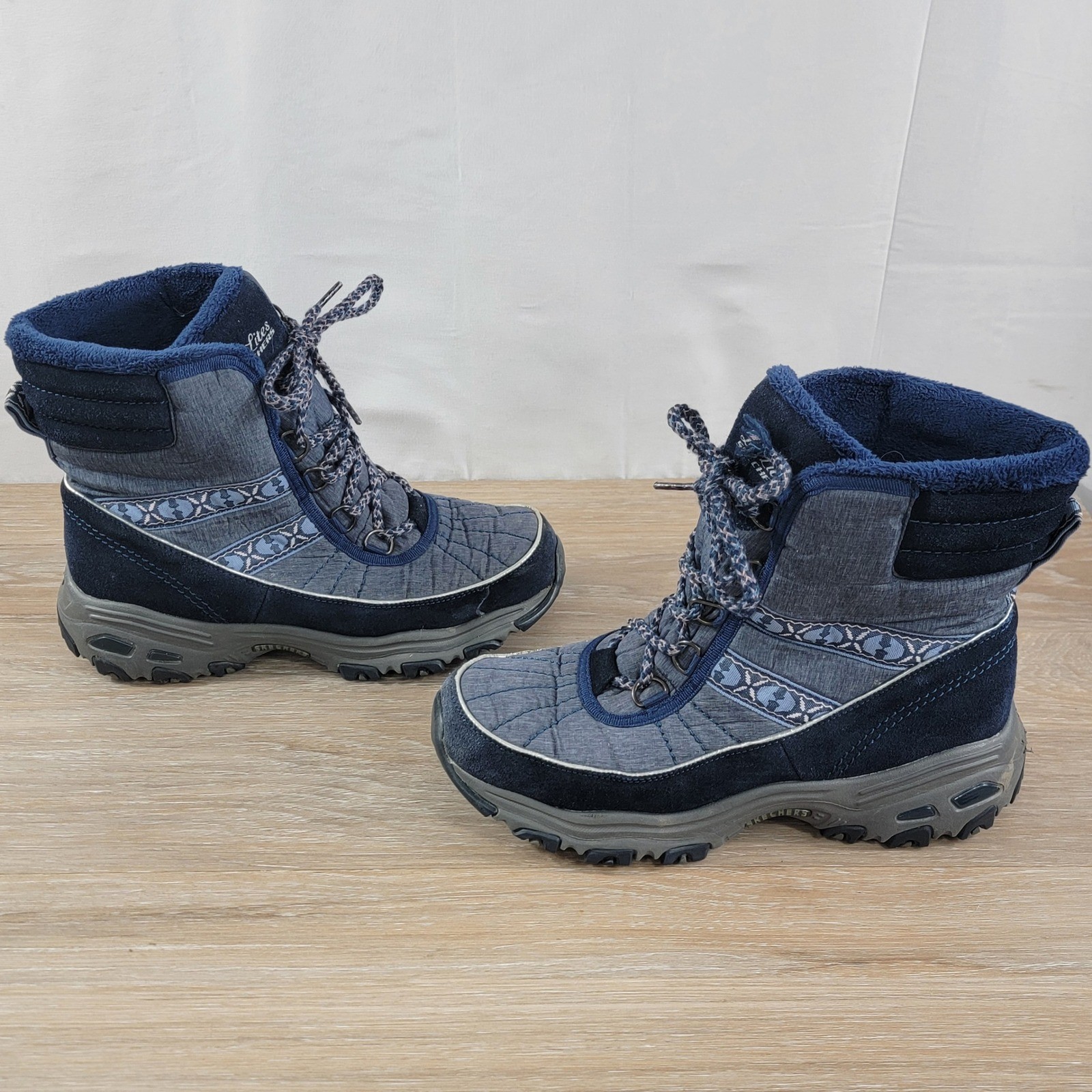 Skechers Lites Womens Size 9 Navy Blue Quilted Textile Leather Upper Ankle Boots