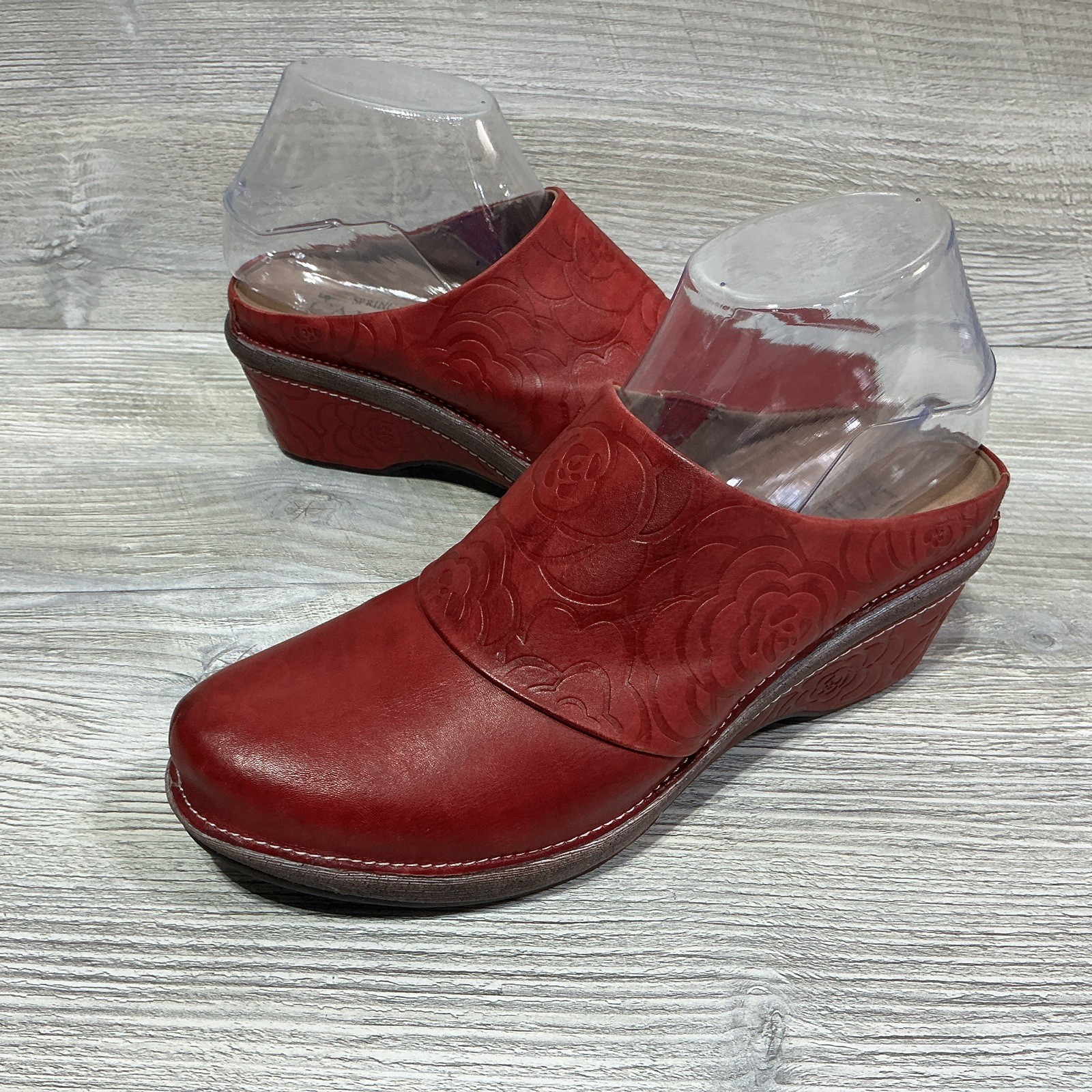L’Artiste Spring Step Womens Dark Red Leather Mule Clogs Bande 37 EU US 6.5 / 7