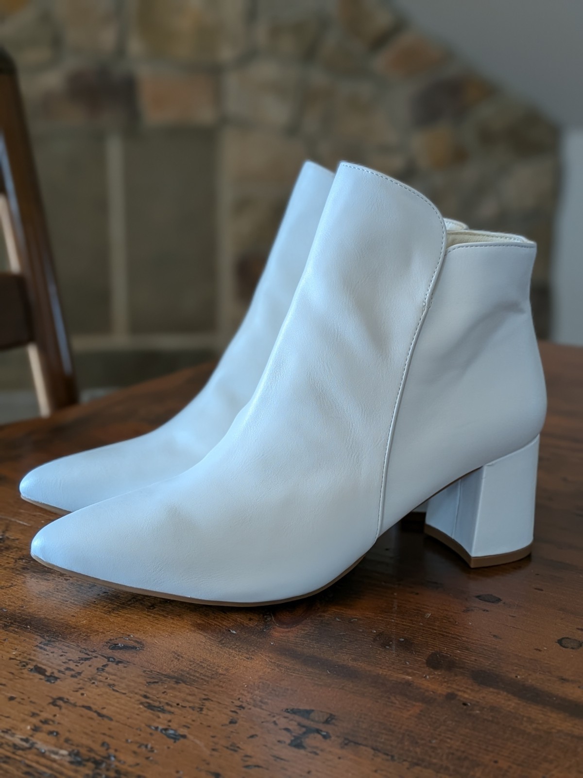 Mysoft White Pointed Toe Ankle Boots Chunky Block Heel Women’s Sz 9.5 NWOB