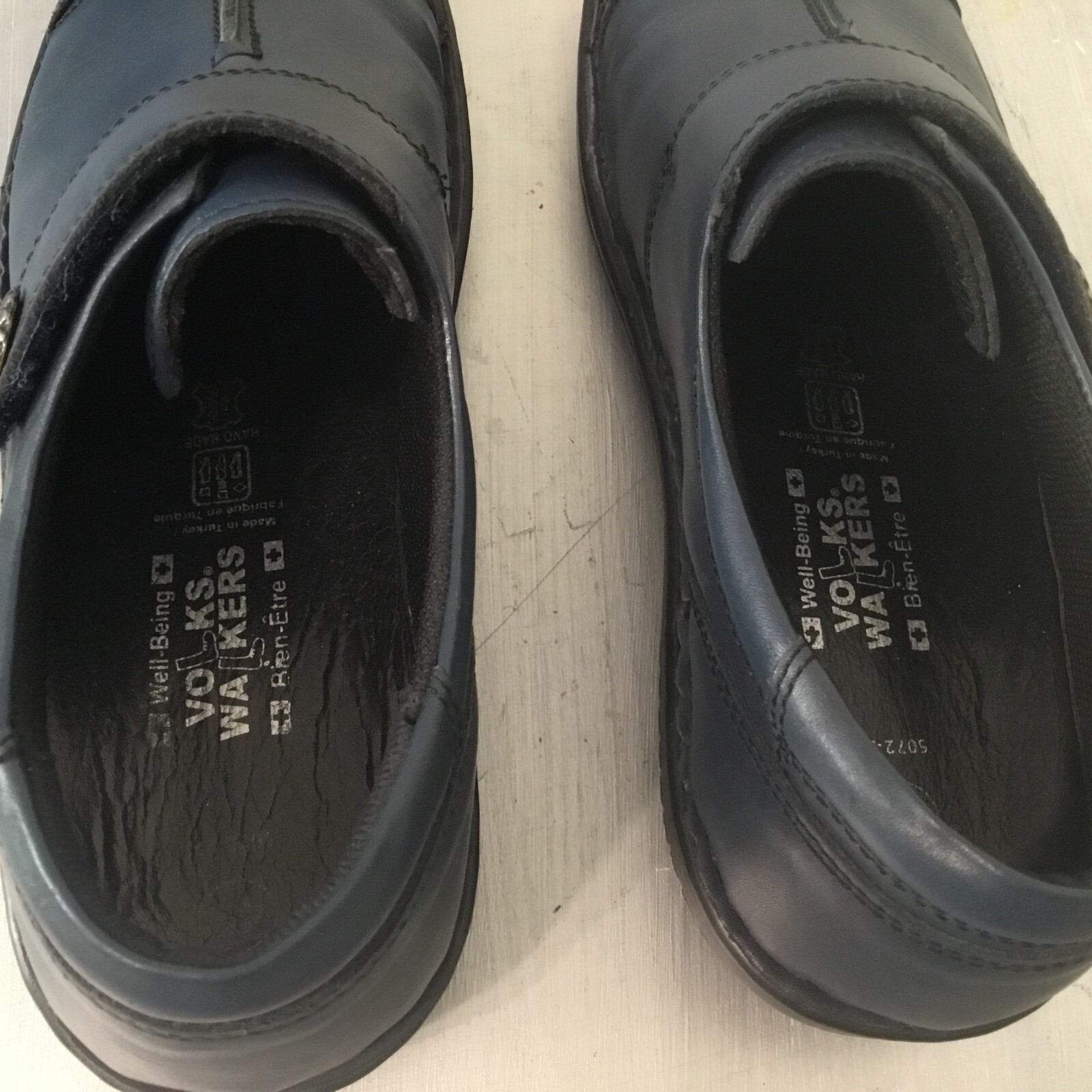 Volks Walkers Koeln Slip-On Navy leather loafers Hand Size 41 Eur (10/10.5 US )