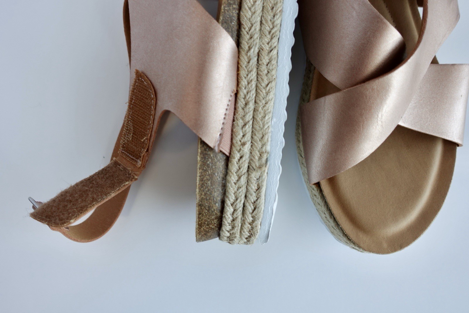 Secret Celebrity Women Rose Gold Espadrille Wedge Sandals US 11