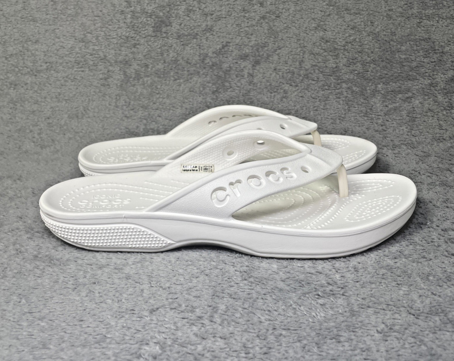Crocs Baya II Flip Unisex Flip Flop sandal USA Mens 6 Womens 8, + jibbitz holes