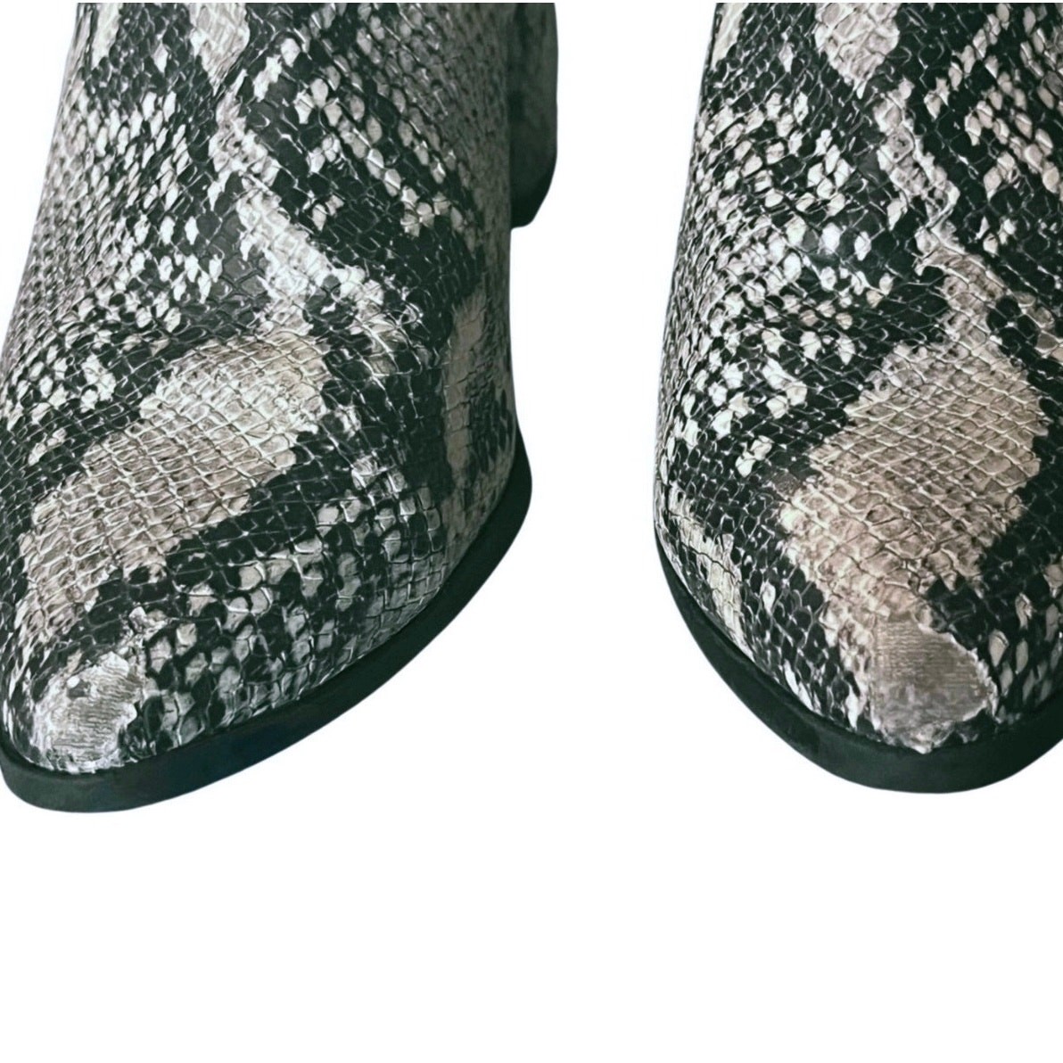 Madden Girl Snake Print Ankle Boots 7.5M Block Heel Zip Western Mobwife Style