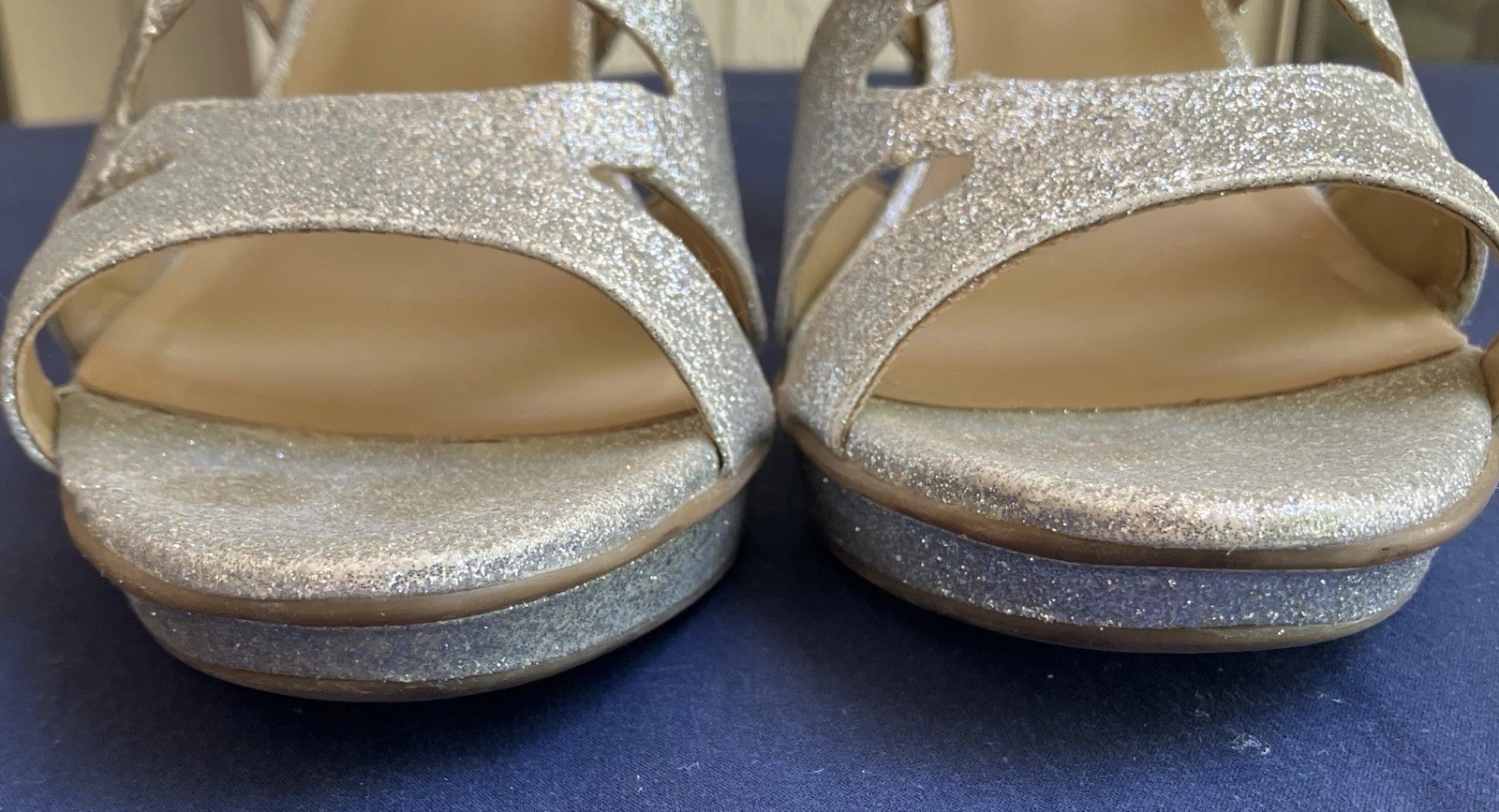 Naturalizer Dianna Silver Sparkle Glitter Strappy Platform Sandals Heels 8.5