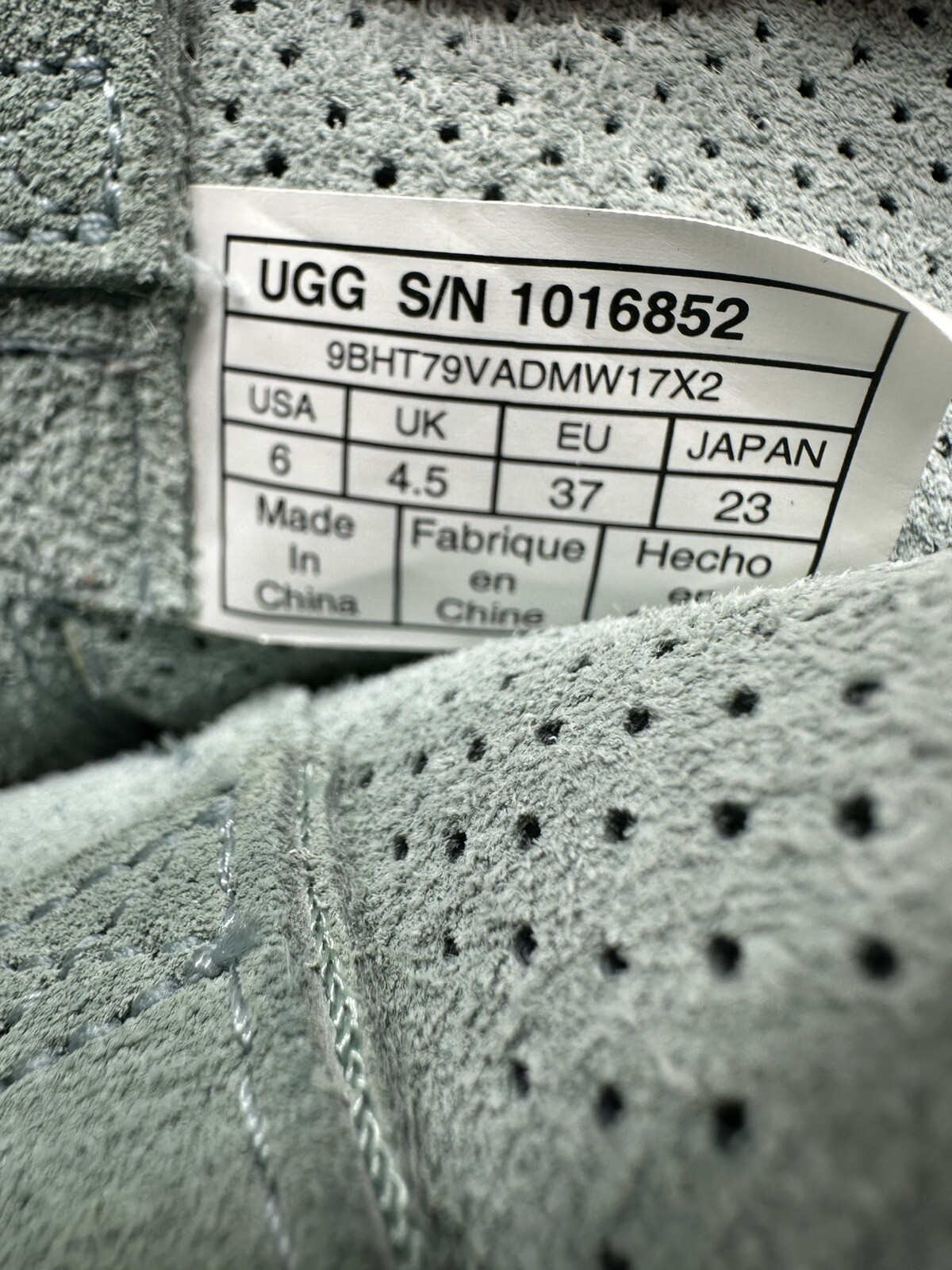 UGG Classic Unlined Mini Perf Women’s Boot Size 6 Winter Green Aqua 1016852