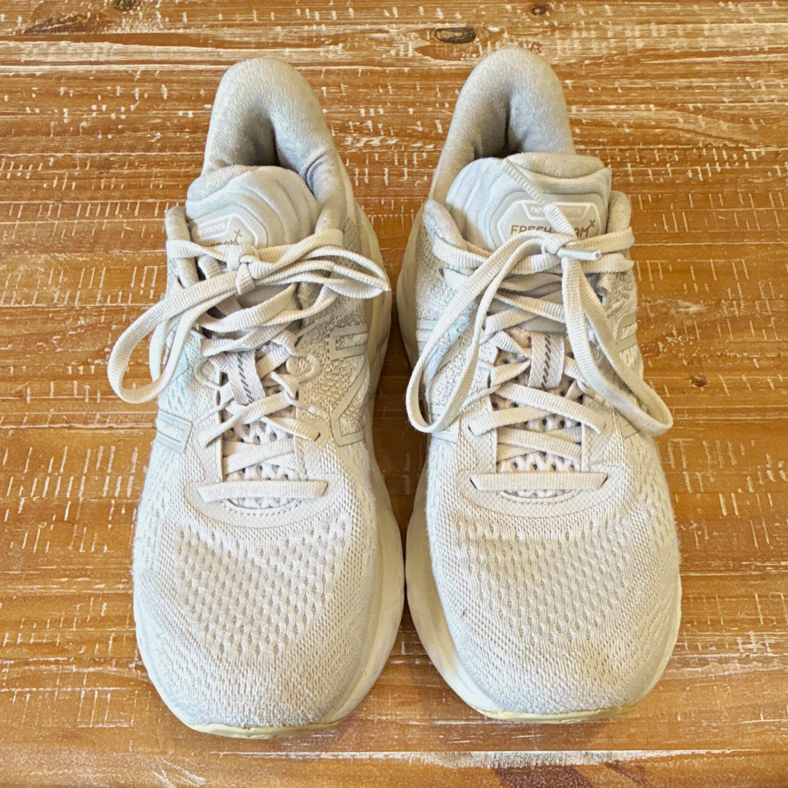 New Balance Fresh Foam More v3 Women’s Moonbeam Beige Knit Lace-Up Sneakers 8.5