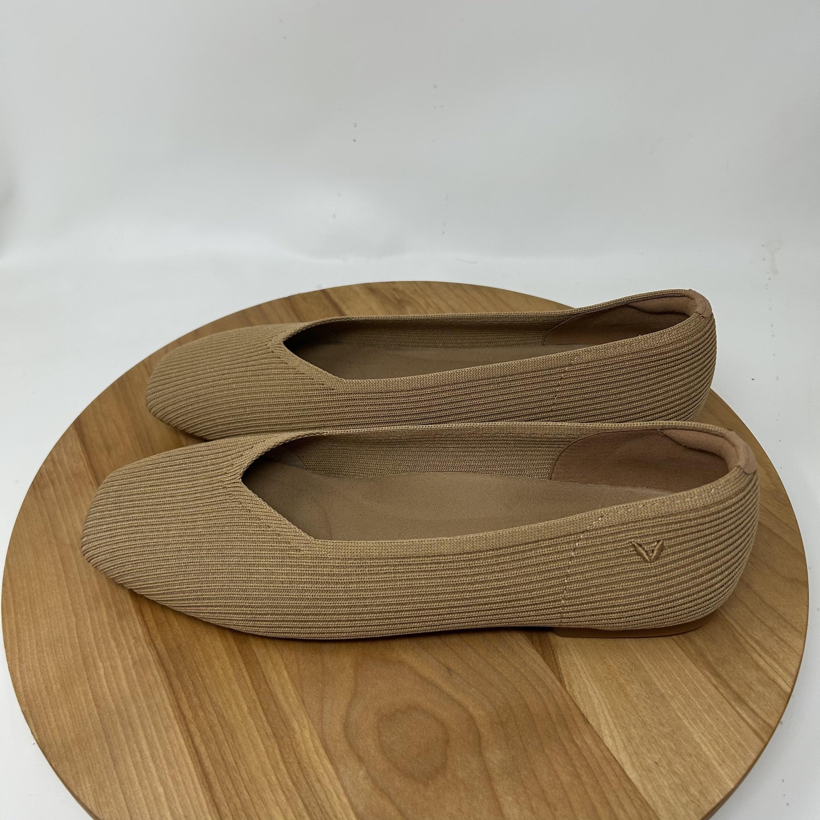 Vivaia Flats Womens 10.5 Margot 2.0 Square Toe V Cut Knit Beige Work Office Chic