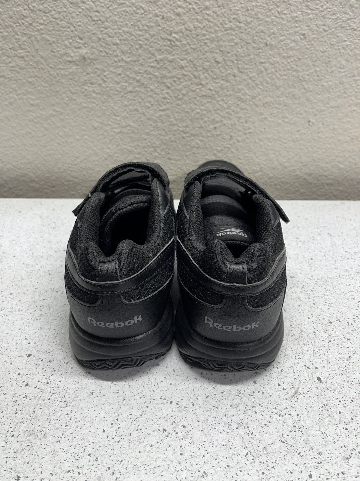 Reebok Unisex Adults Hook & Loop Closure Workwear Sneaker Shoes, Size W8 & Black