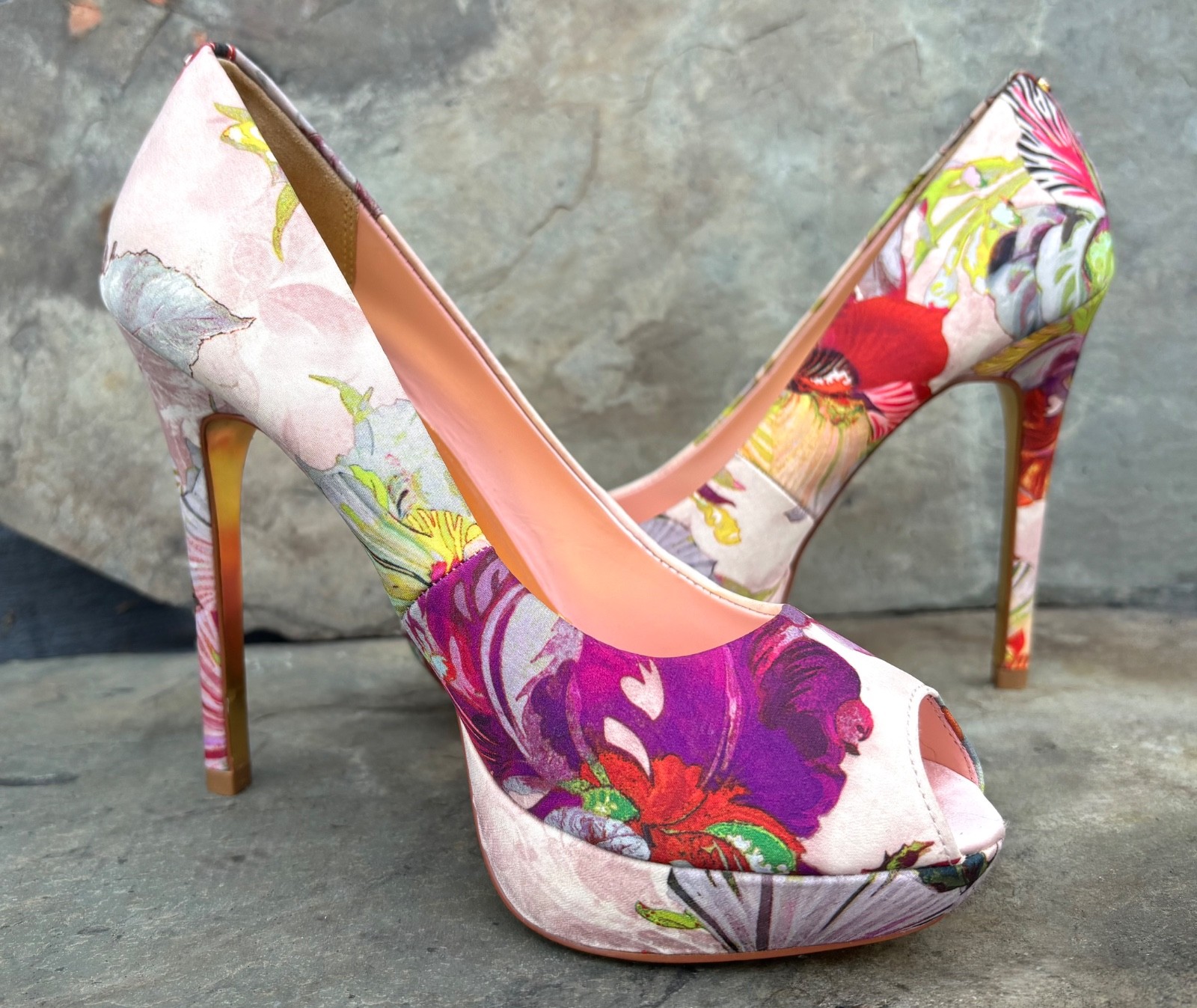 TED BAKER ‘Fluuri’ ( 36/5) Stilettos Peep-Toe Platform Heels Satin Floral Pumps