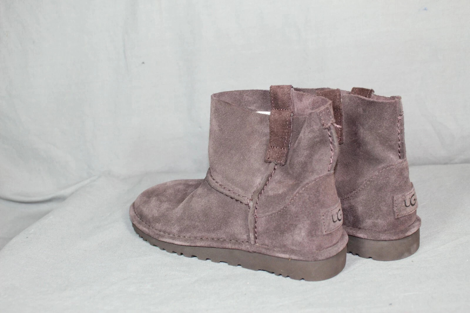 UGG 1017532 Brown Classic Mini Unlined Booties Size 5 Woman’s