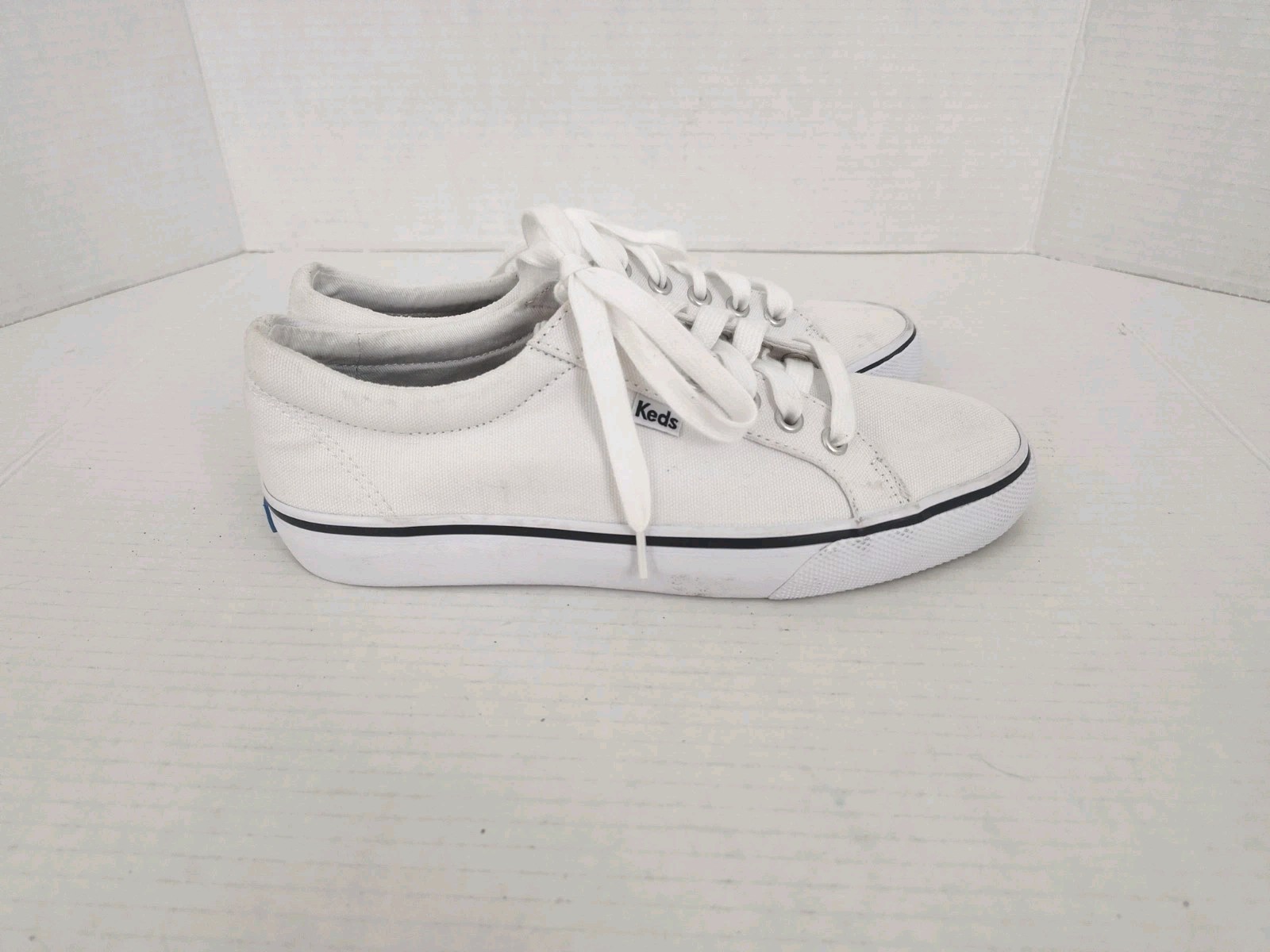 Keds Jump Kick White Canvas Sneakers Women’s size 8 Lace up