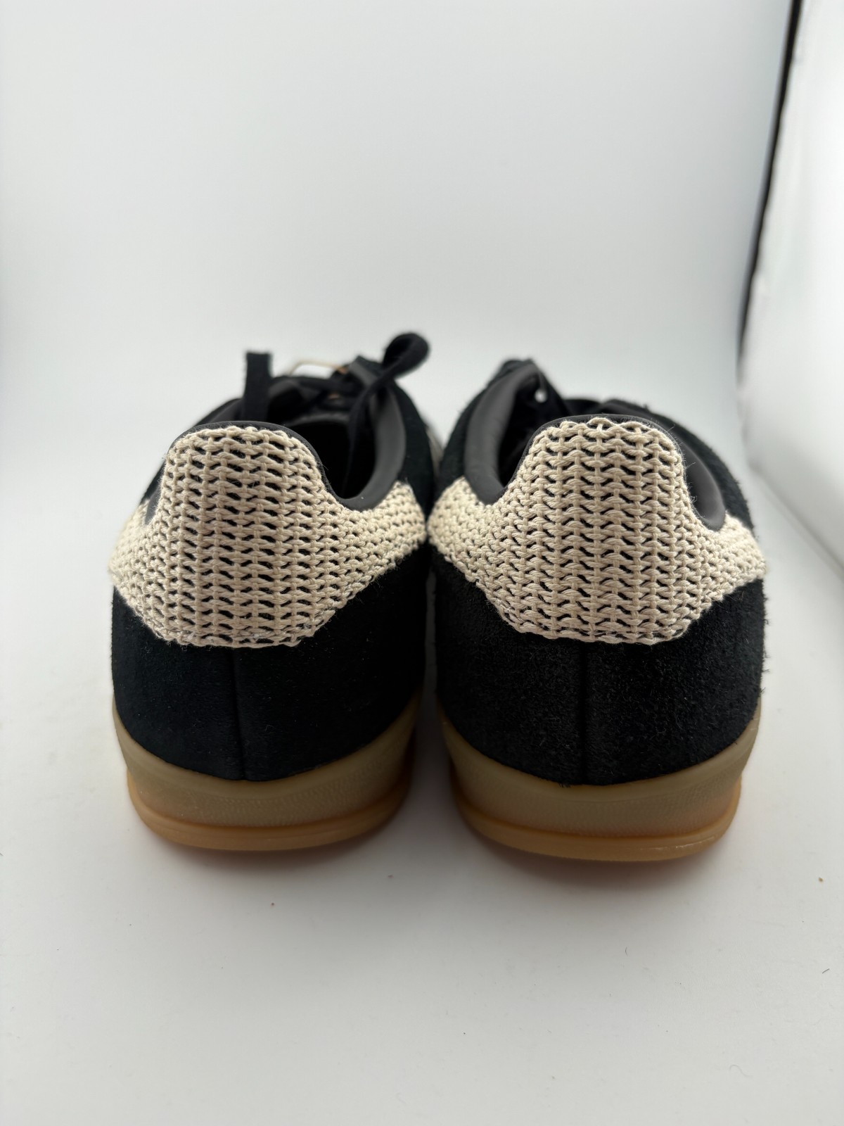 NEW adidas Gazelle Indoor Core Black Wonder White JI2755 Size 7W NO BOX